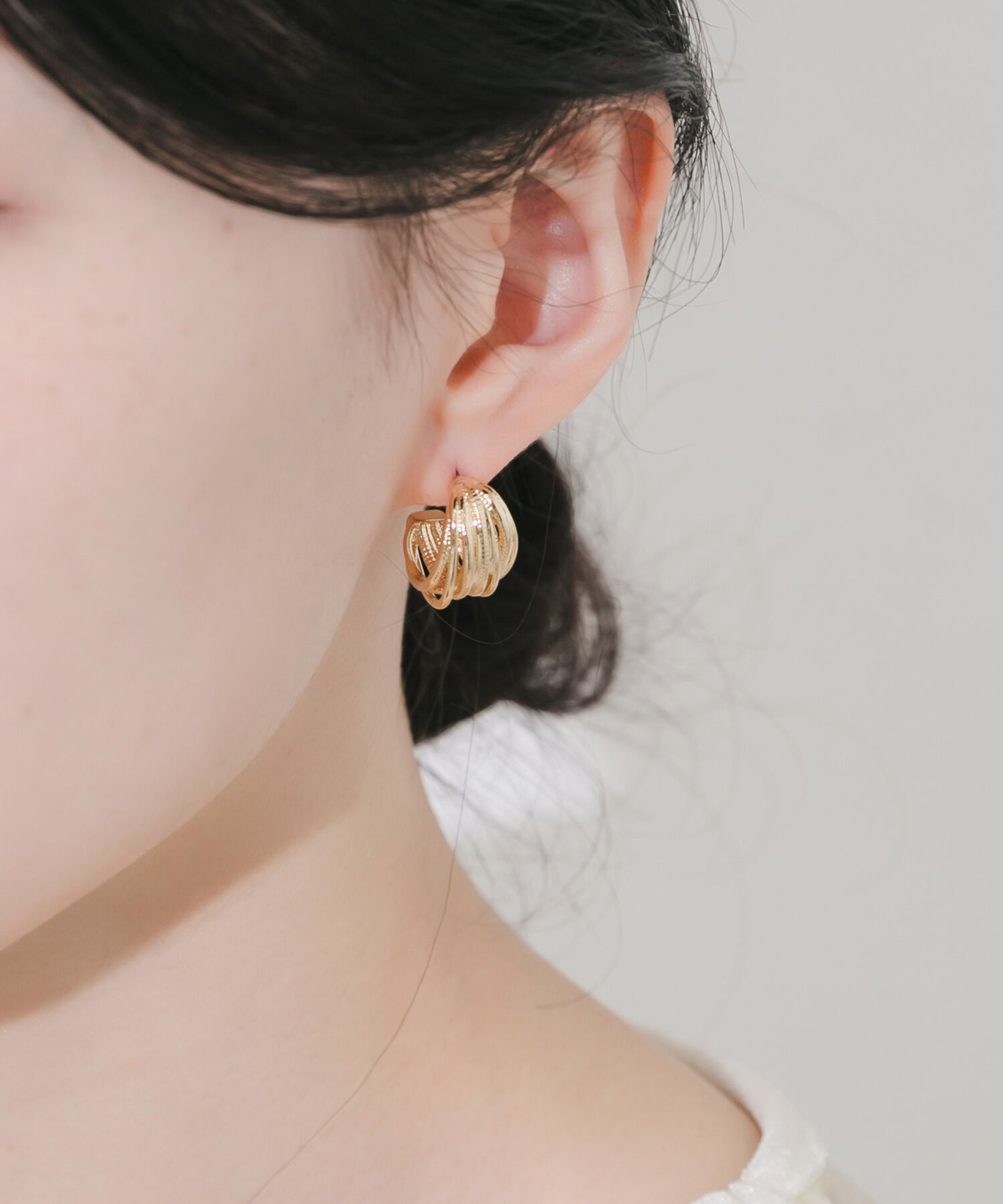 SMELLY「レイヤードラインフープピアス」|ピアス|