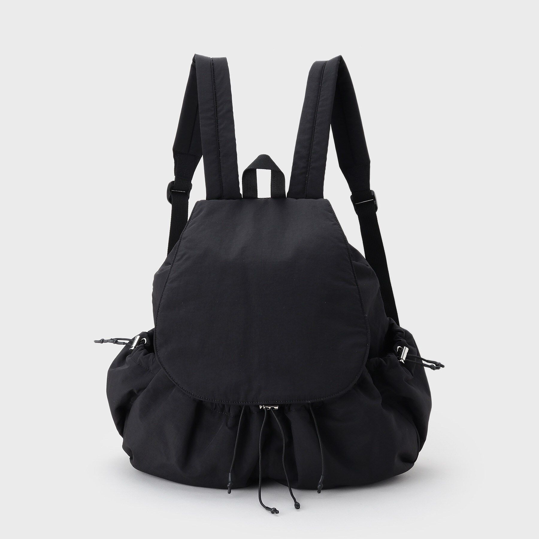 INDIVI「【超軽量／大人カジュアル】収納力◎！ギャザーフォルムリュック」|リュック|