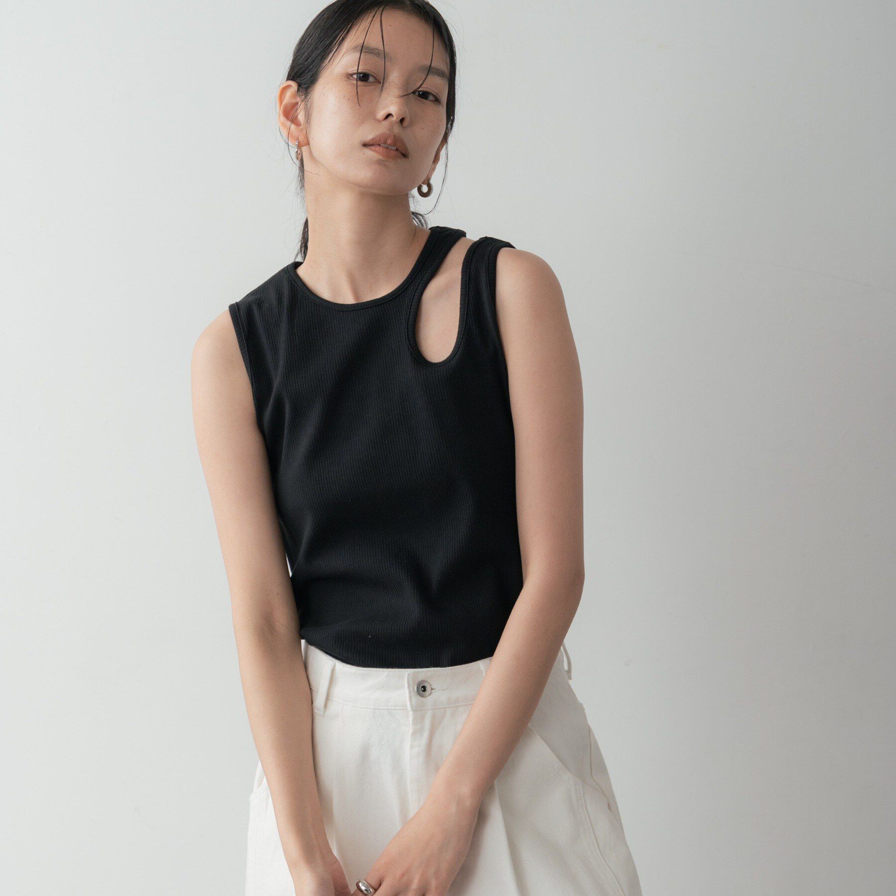 GALLEST「アシメリブタンクトップ」|キャミソール|ブラック(019)