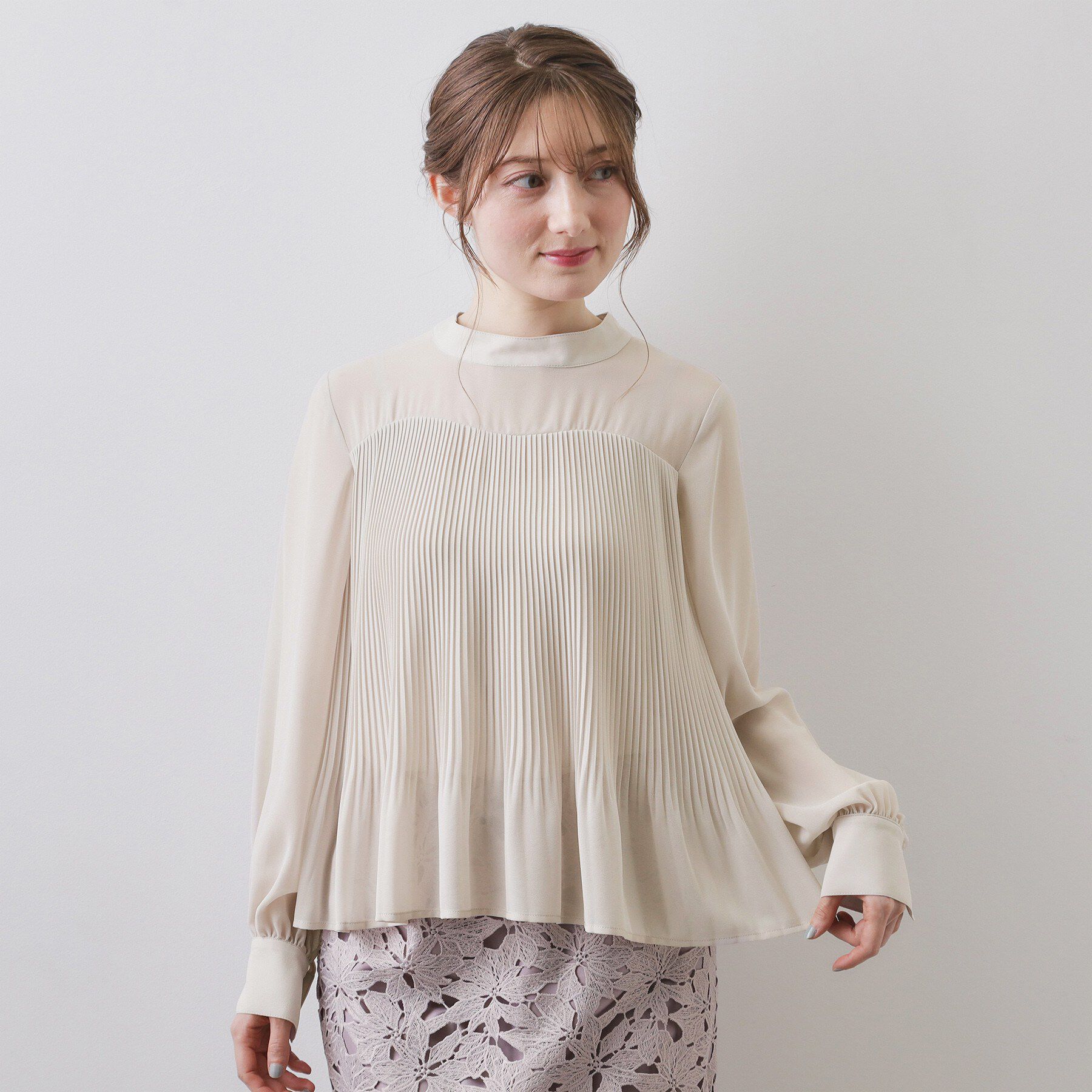 index「エアリープリーツスタンドカラーブラウス【洗濯機OK/イージーアイロン/防シワ】《5col》」|シャツ・ブラウス|