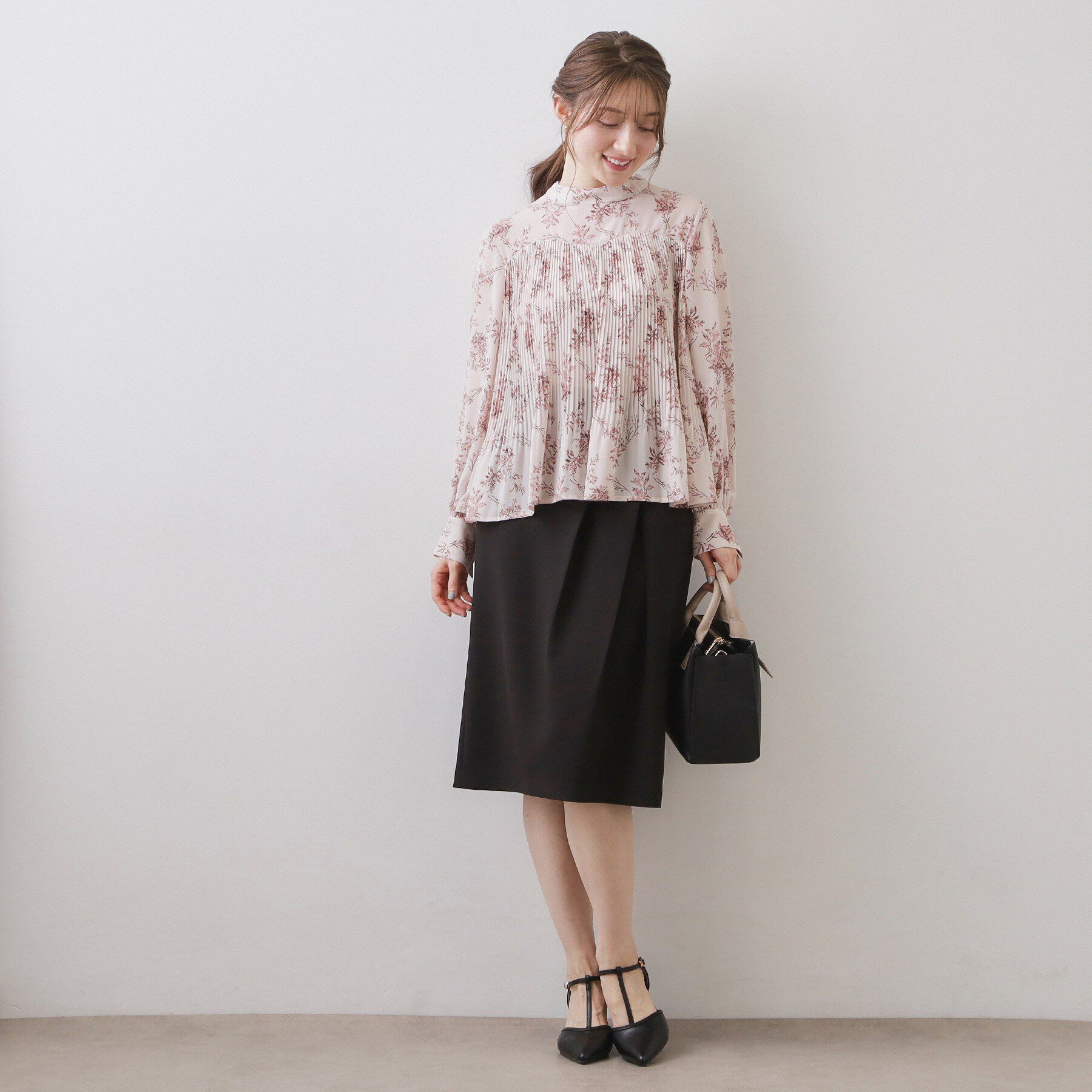 index「エアリープリーツスタンドカラーブラウス【洗濯機OK/イージーアイロン/防シワ】《5col》」|シャツ・ブラウス|