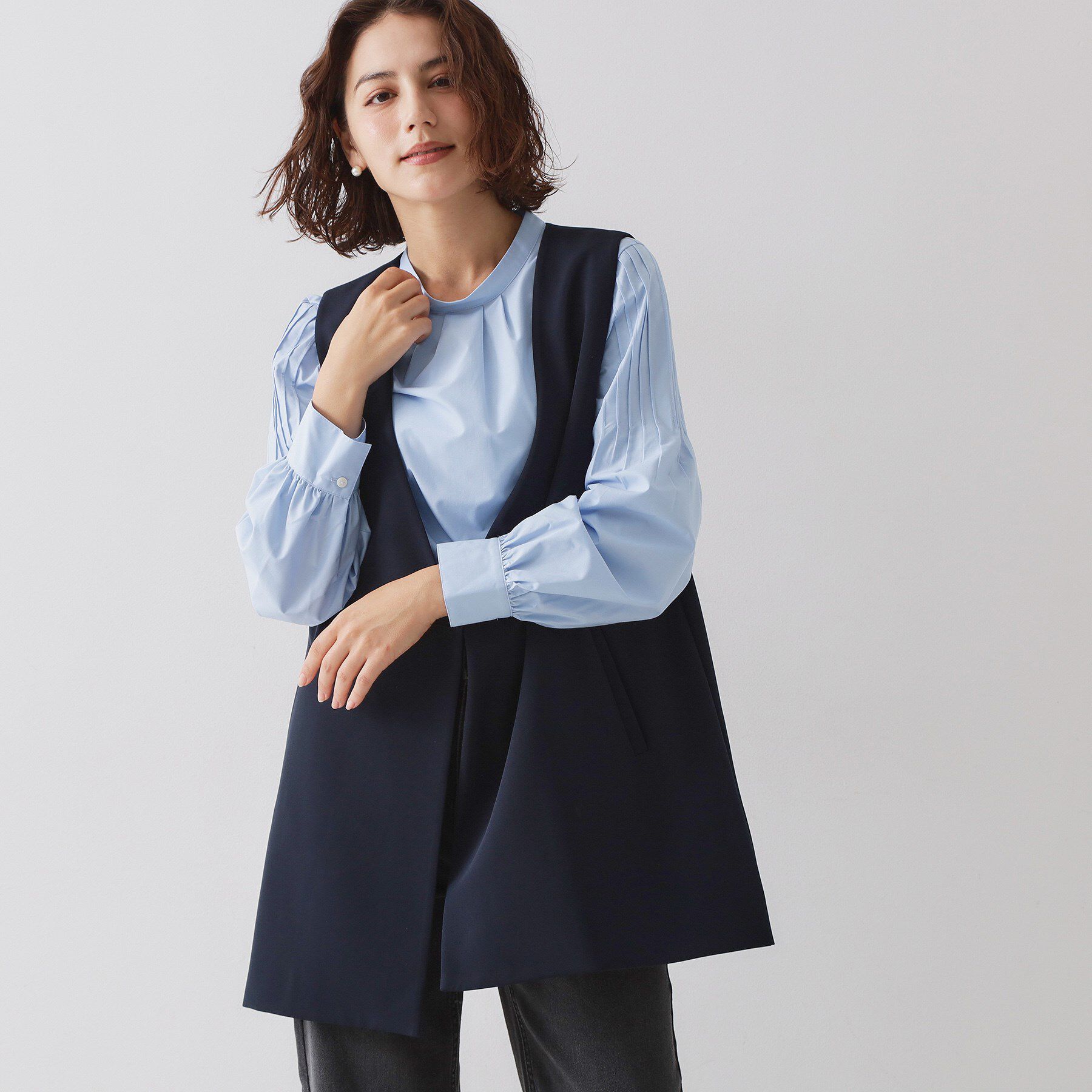 OPAQUE.CLIP「≪通勤・セレモニー対応≫袖タックボリュームブラウス【洗濯機OK】」|シャツ・ブラウス|