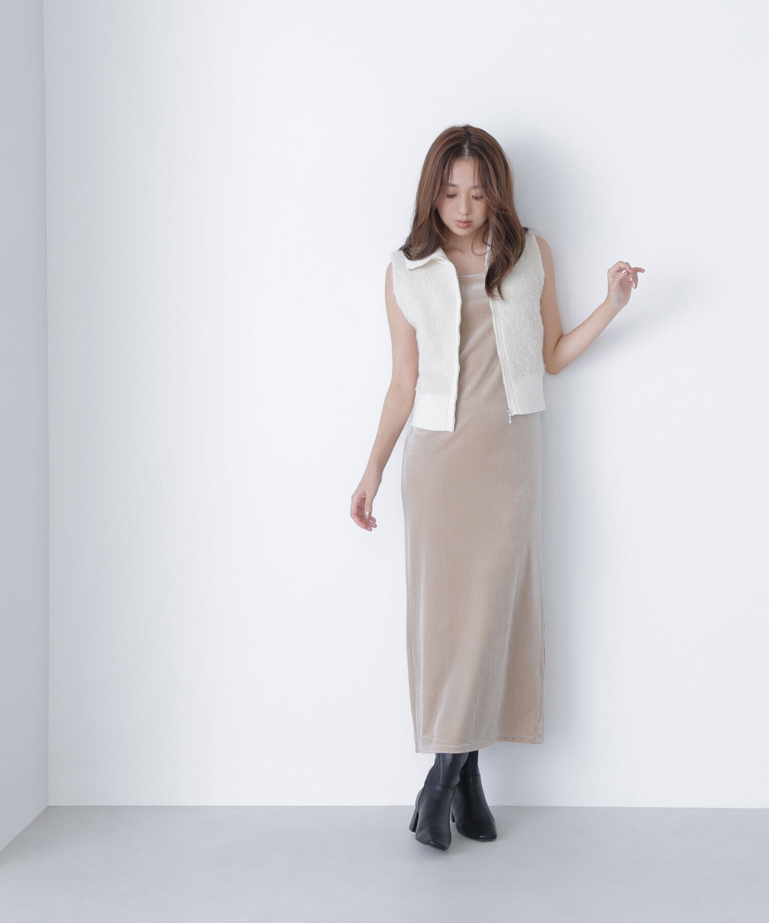  「ベロアカーデ＆キャミワンピース」|ワンピース|