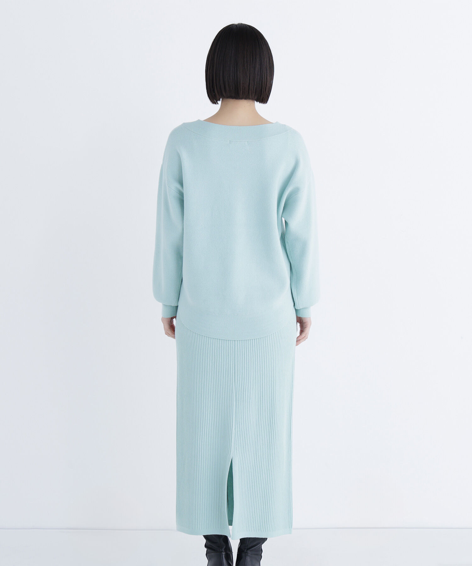  「Vネックフォルムニットセットアップ」|ワンピース|