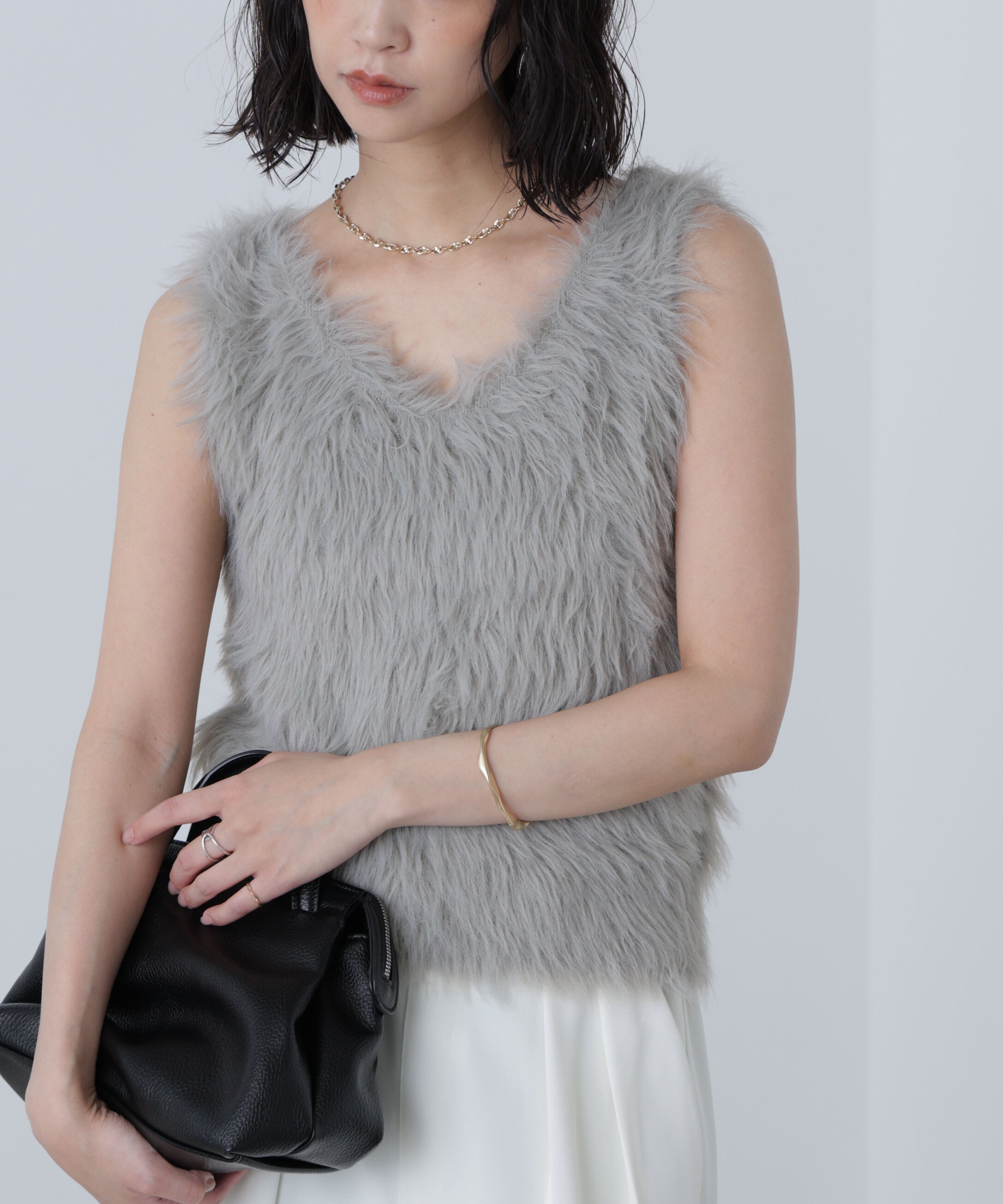  「ロングシャギーノースリニット」|ニット・セーター|