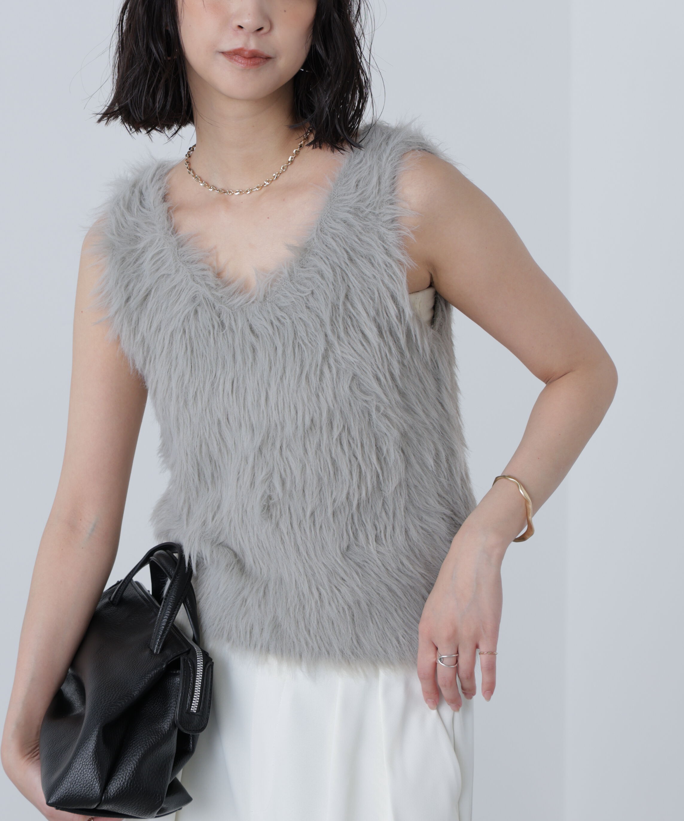  「ロングシャギーノースリニット」|ニット・セーター|