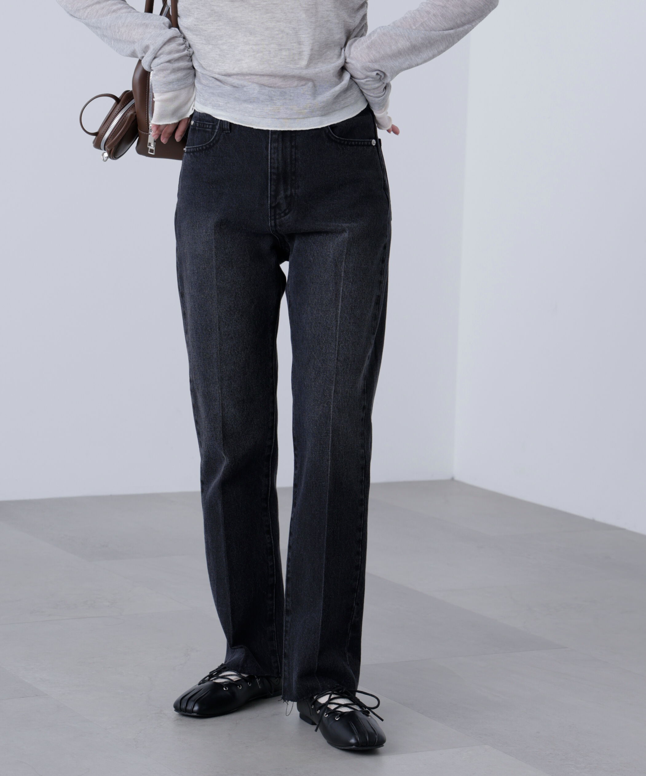  「センタープレススリムストレートデニムパンツ」|その他|