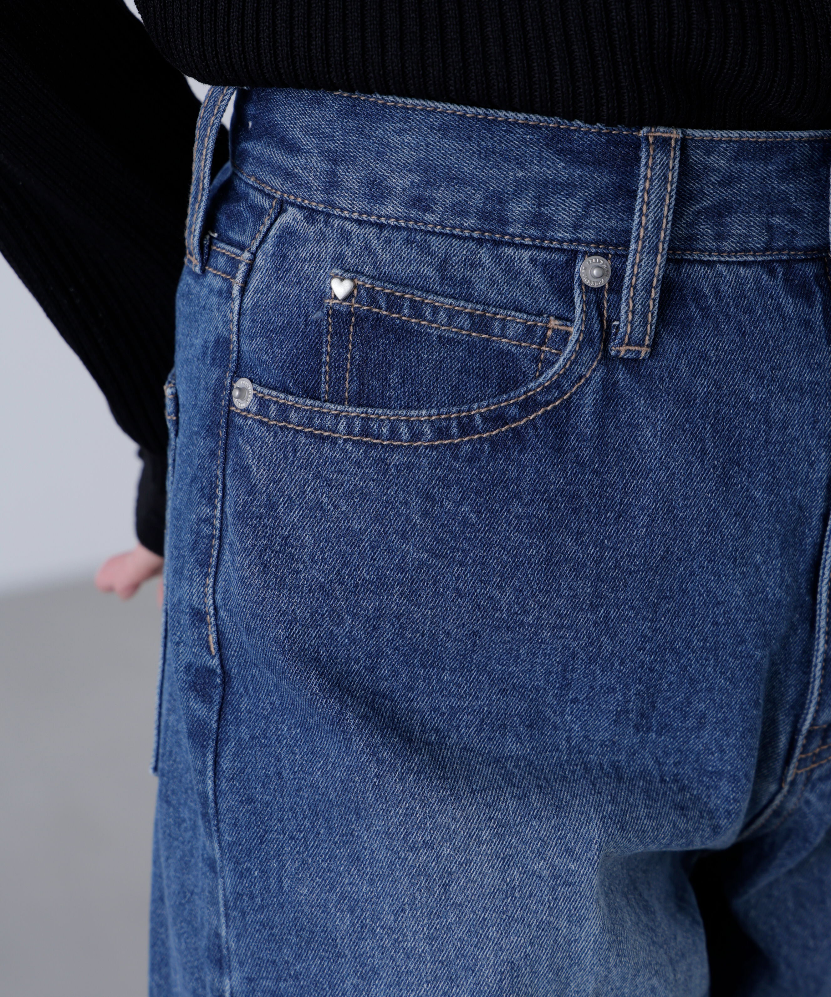  「センタープレススリムストレートデニムパンツ」|その他|