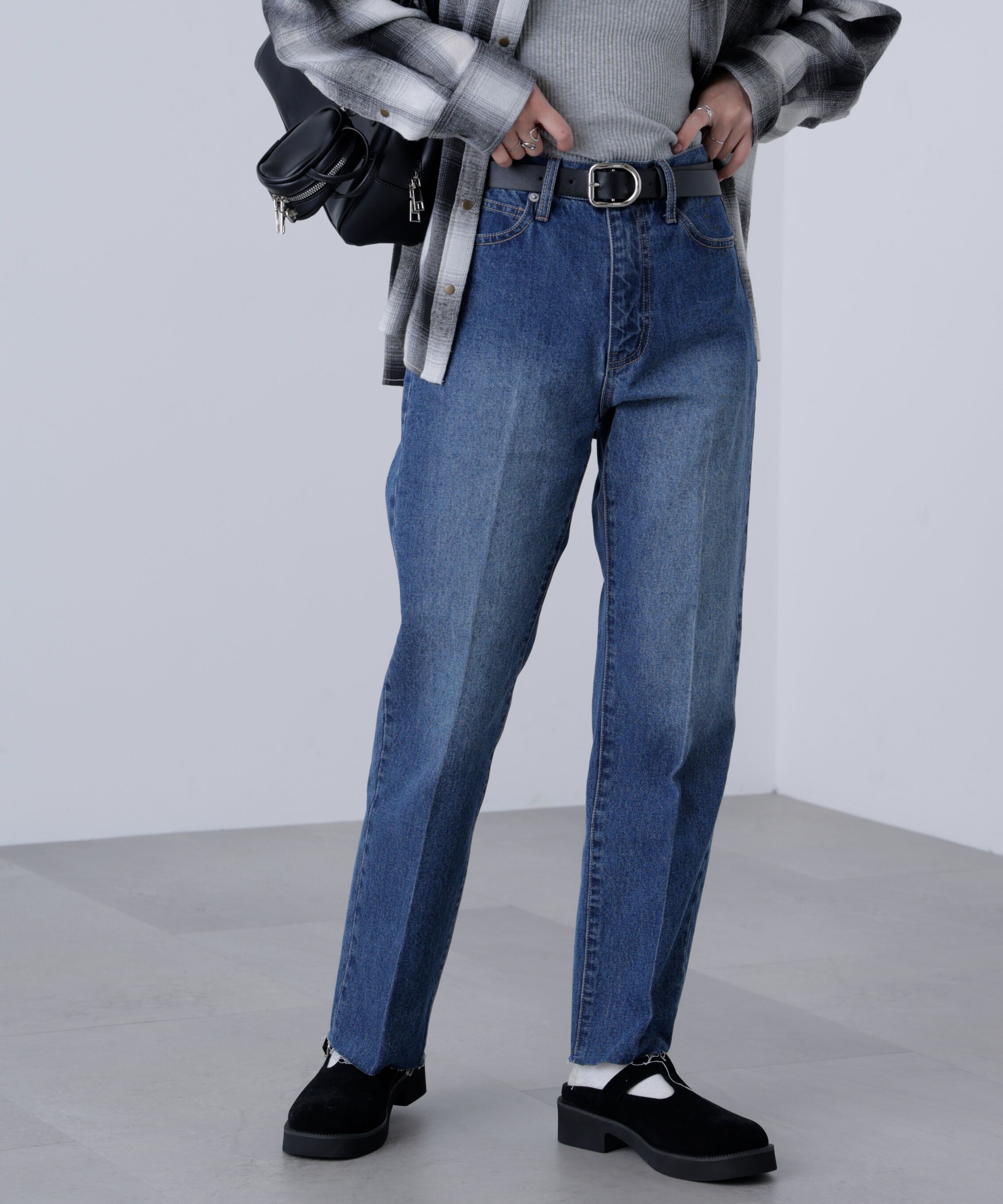  「センタープレススリムストレートデニムパンツ」|その他|