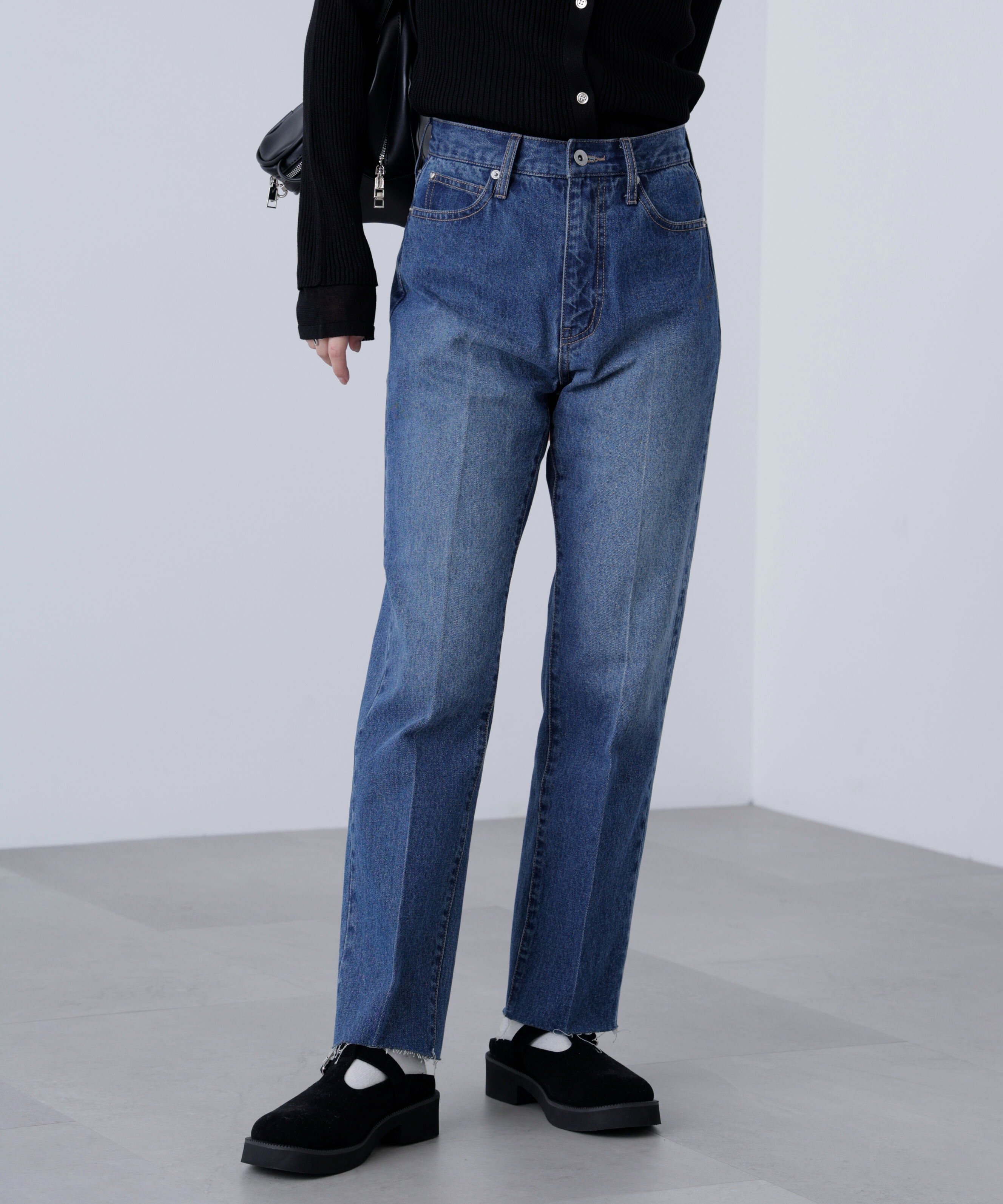  「センタープレススリムストレートデニムパンツ」|その他|