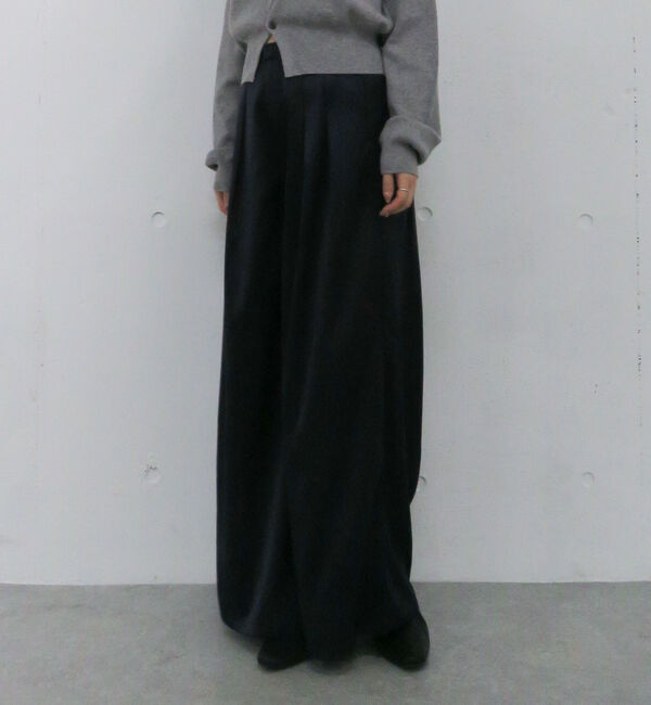 archives「サテンタックパンツ」|チノ|