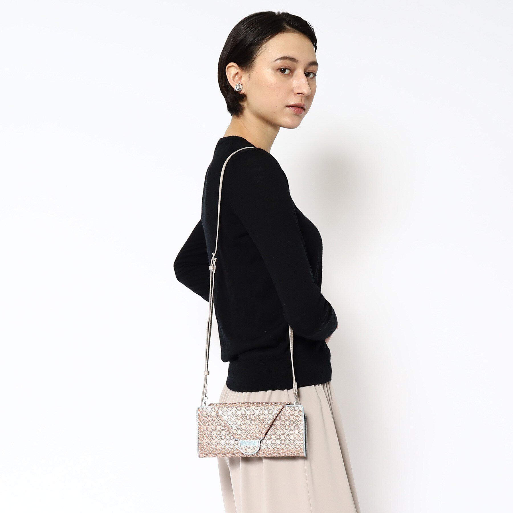 HIROKO HAYASHI「【限定商品】GIRASOLE SERA（ジラソーレ セーラ）ショルダー付長財布」|財布|