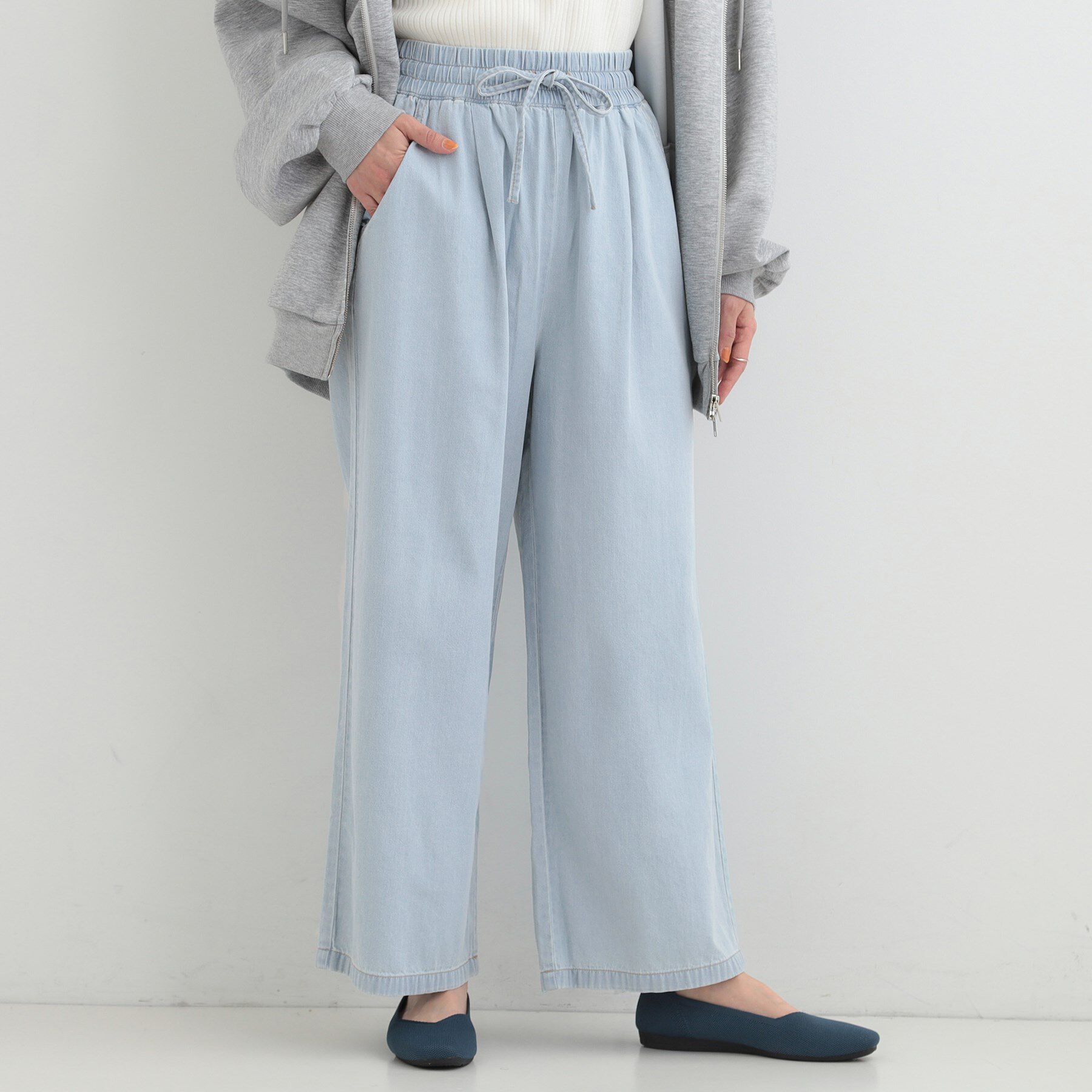 SHOO･LA･RUE「【ライトオンスデニム/着丈選べる】らくらくデニムイージーワイドパンツ」|デニム|ブルー(091)