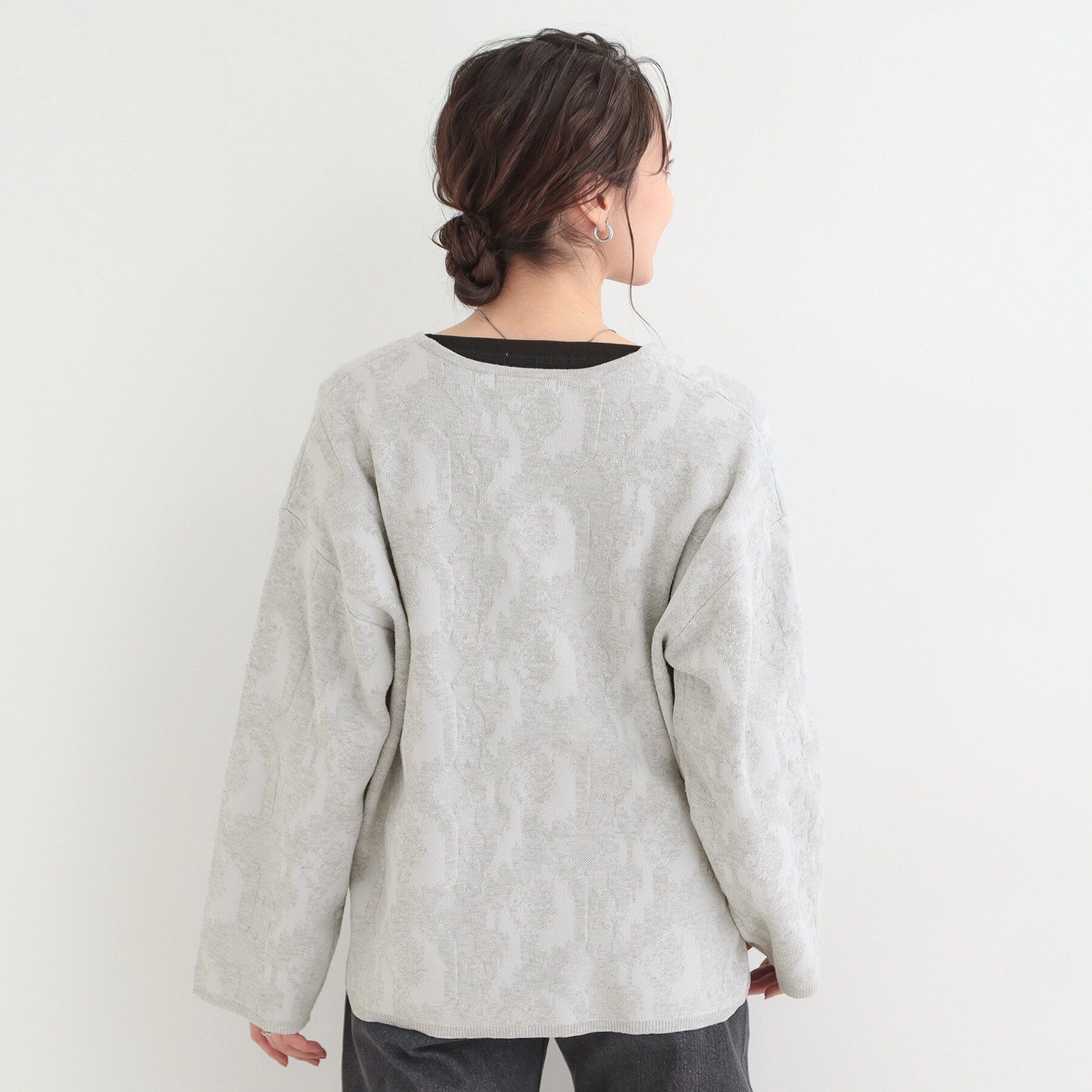 SHOO･LA･RUE「無地柄がコーデのアクセントに Vネックカーディガン」|カーディガン|