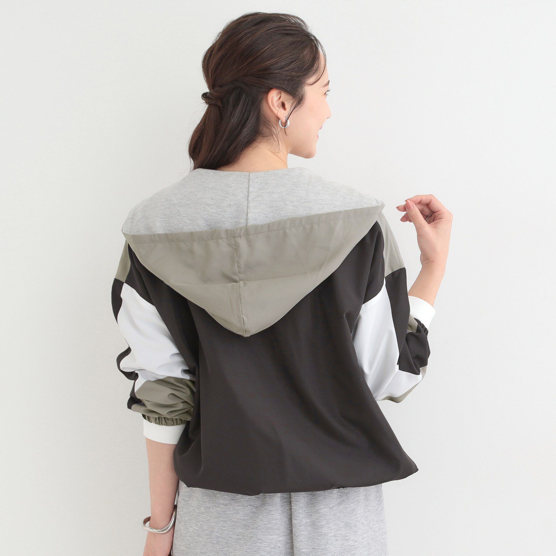 SHOO･LA･RUE「配色フードブルゾン」|ブルゾン・スタジャン|