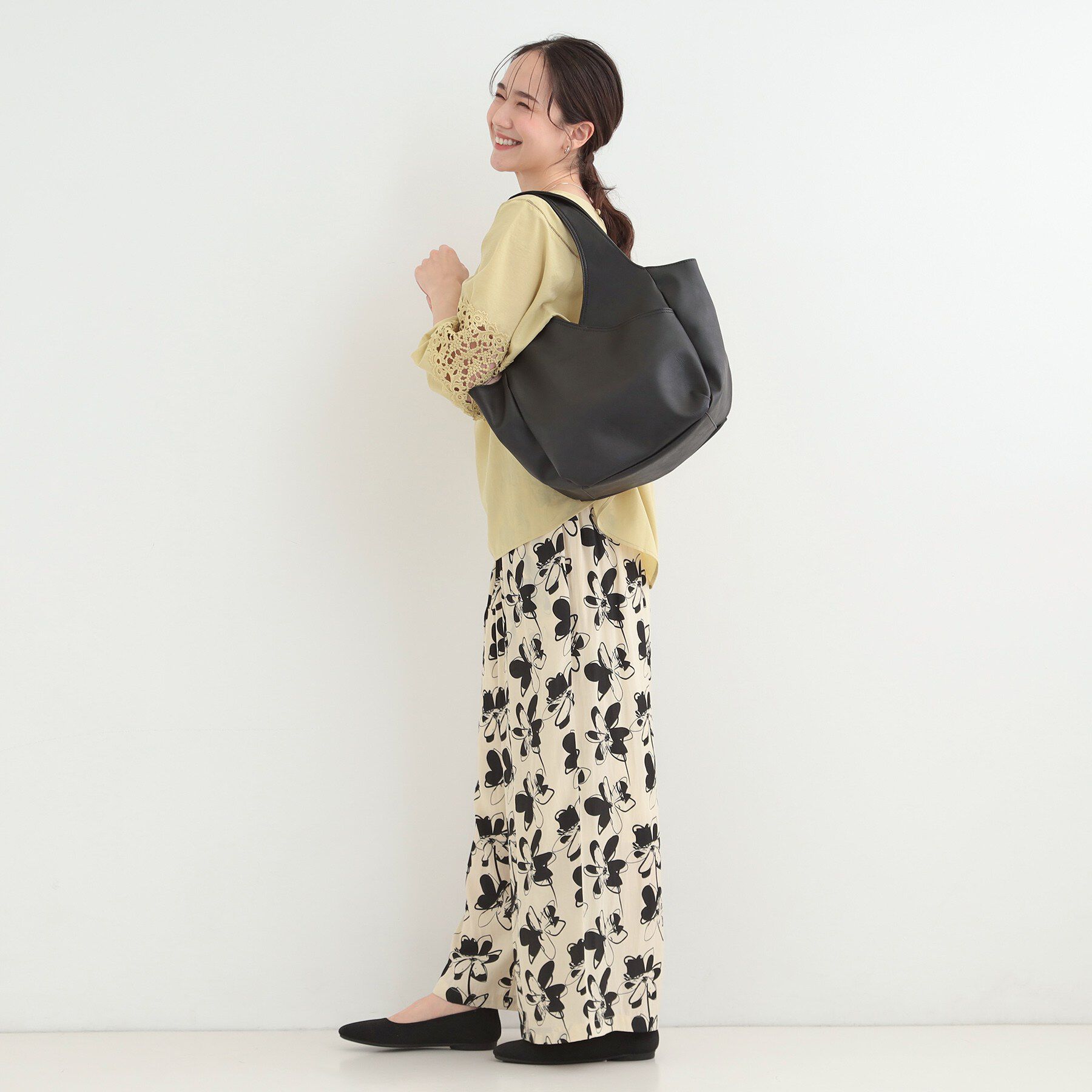 SHOO･LA･RUE「前後ポケットバルーントートバッグ」|トートバッグ|