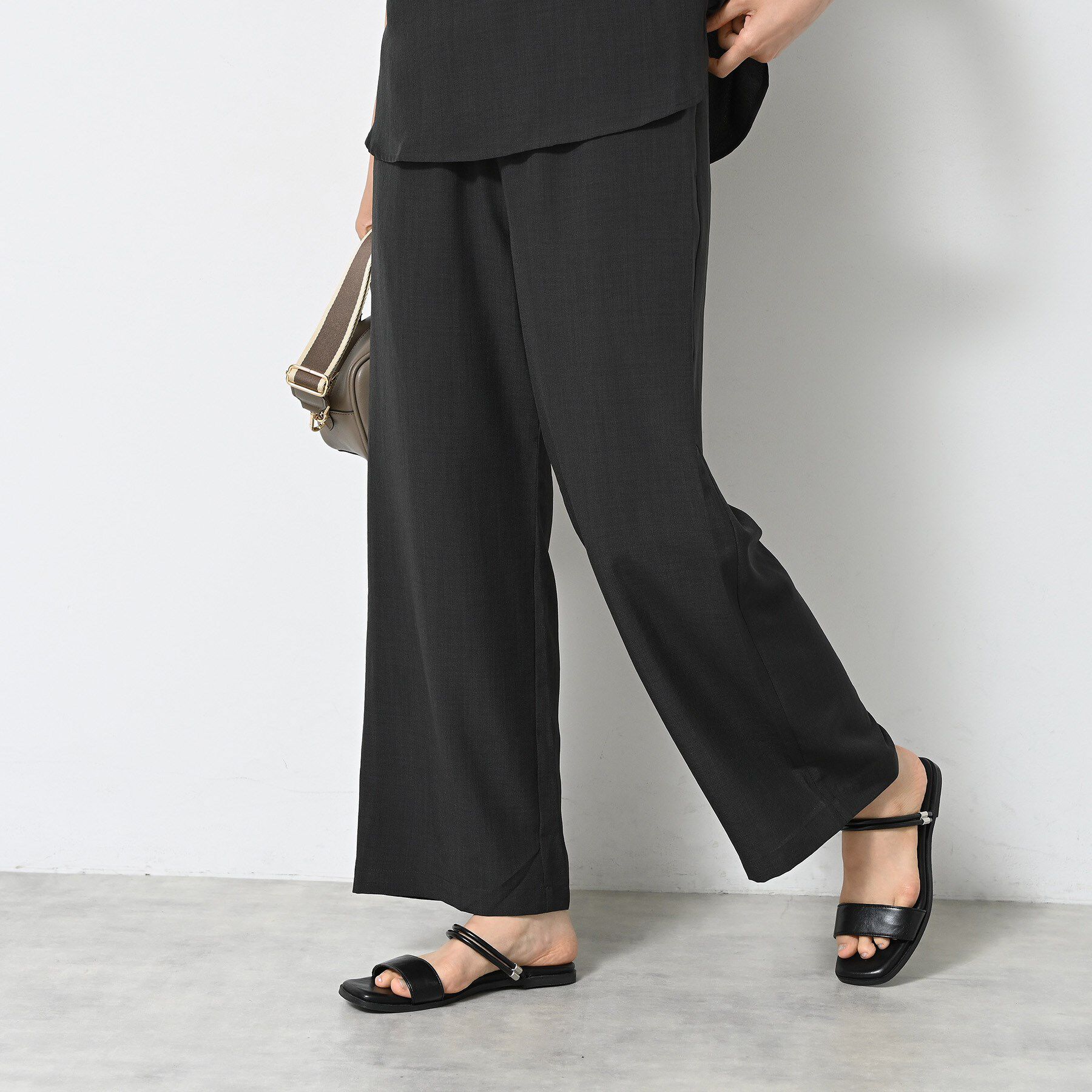 Dessin「【2点セット/ウエストゴム/洗える】スキッパ―シャツ＆ストレートパンツセット」|スーツ|