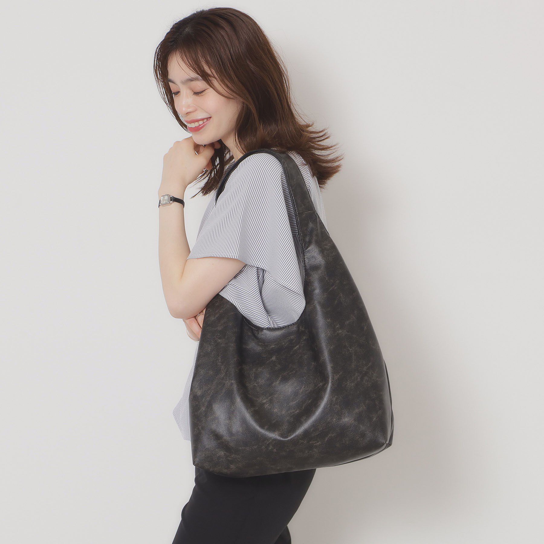 ITS&rsquo;DEMO「【A4対応】ヴィンテージ合皮ラウンドトート」|トートバッグ|