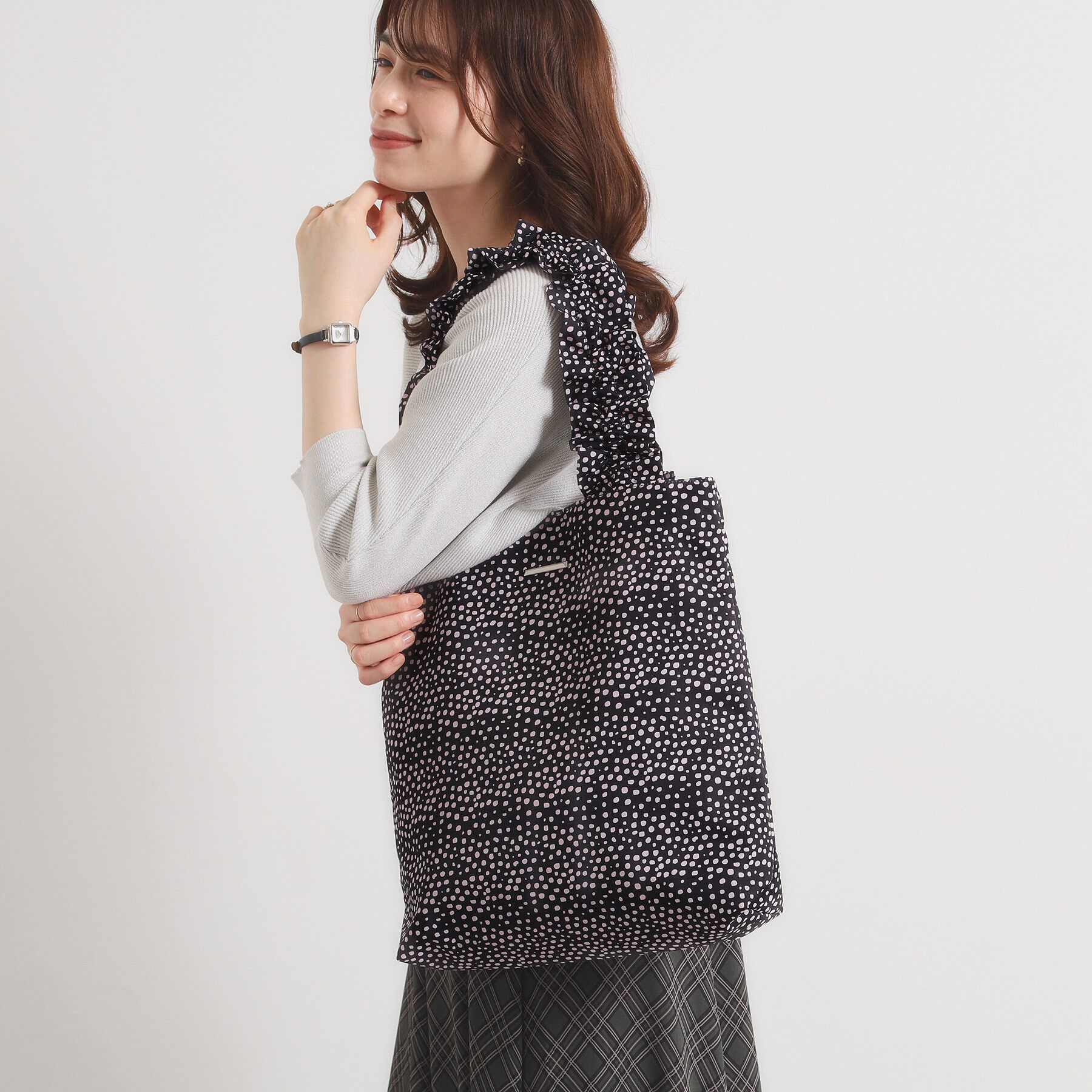 ITS&rsquo;DEMO「【A4対応】柄アソートフリル手トート」|トートバッグ|