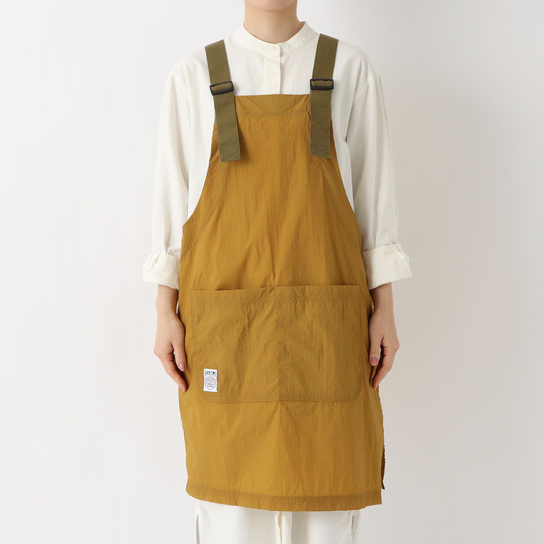 212 KITCHEN STORE「極軽撥水エプロン キテミテ キイロ ＜FABORI ファボリ＞」|食器・キッチングッズ|