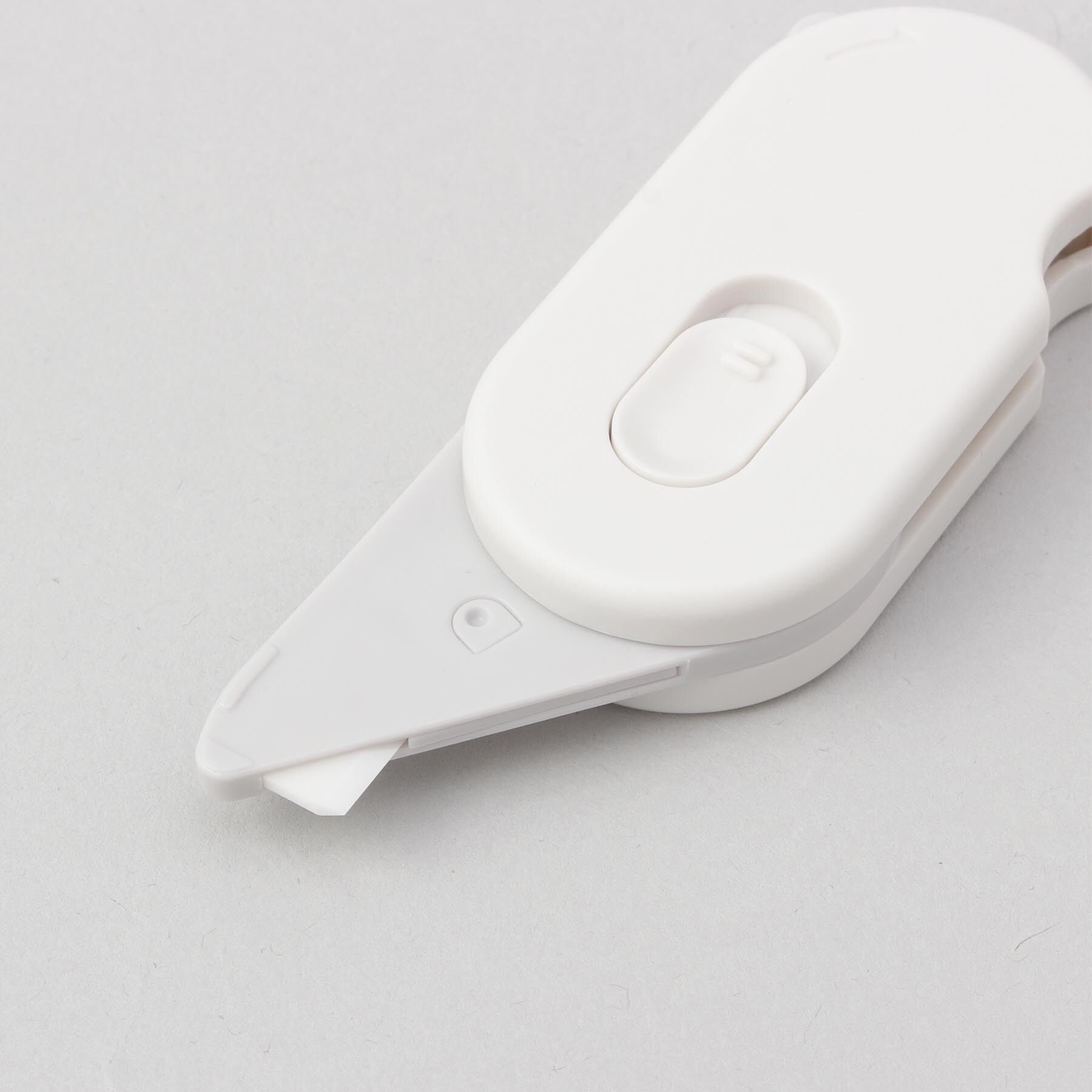 212 KITCHEN STORE「多機能ダンボールカッター 開梱用アケトル WH」|その他|