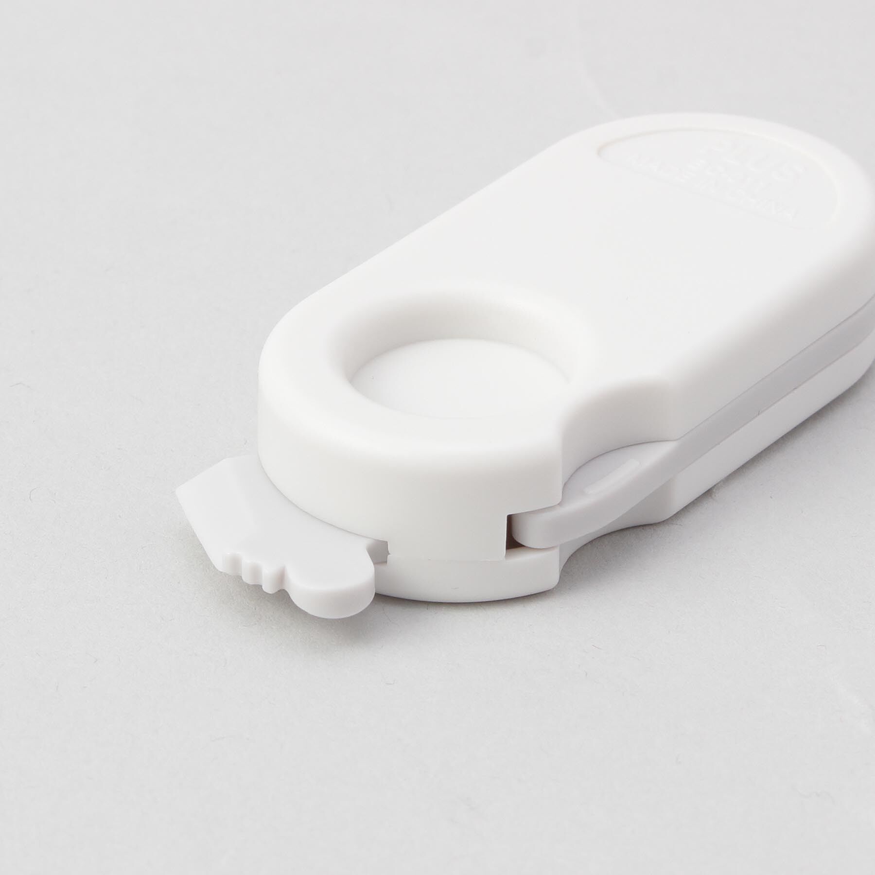 212 KITCHEN STORE「多機能ダンボールカッター 開梱用アケトル WH」|その他|