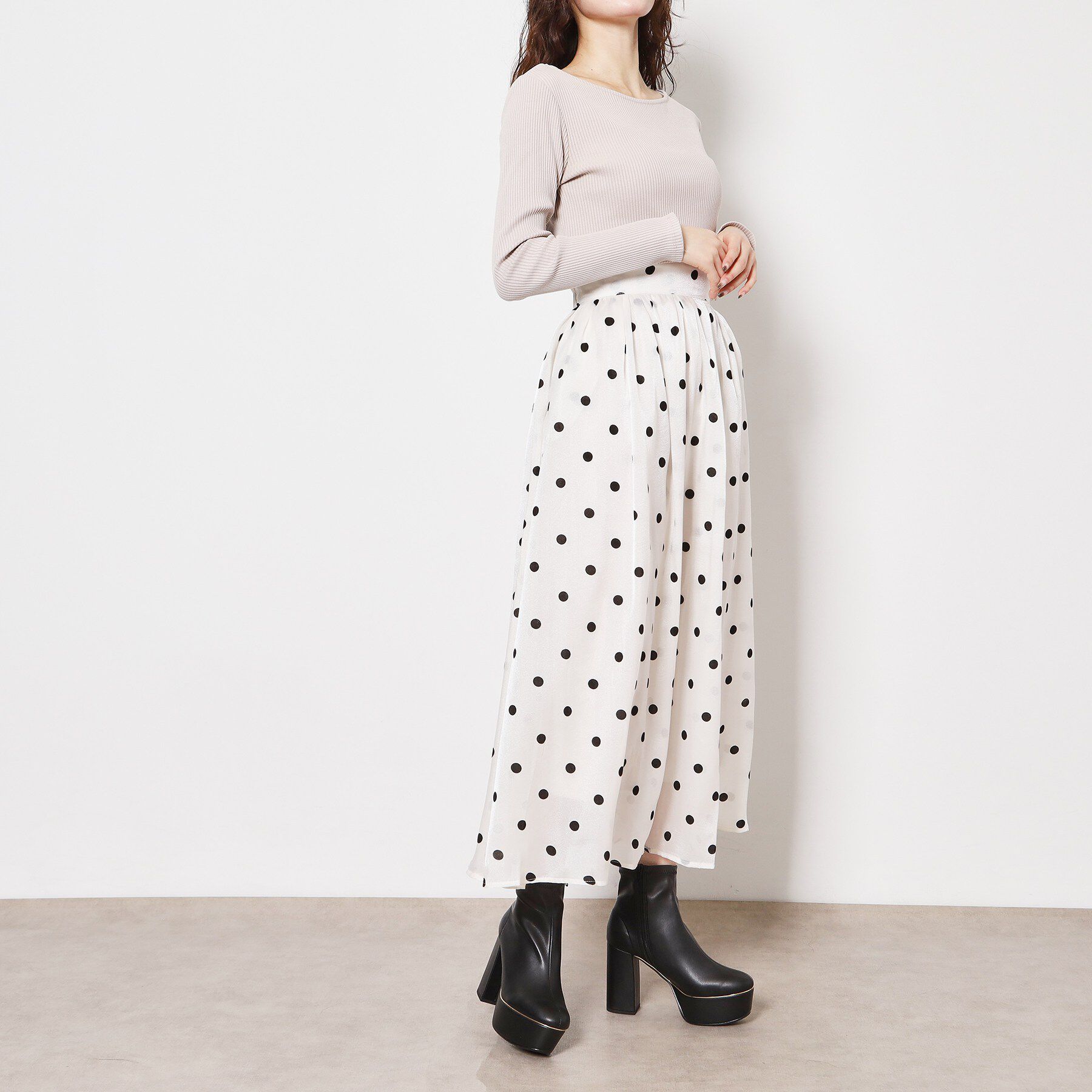 ESPERANZA「【ラク盛り／ショートブーツ】リピーター続出／脚長美脚 ゴールドライン厚底ショートブーツ」|ショートブーツ|