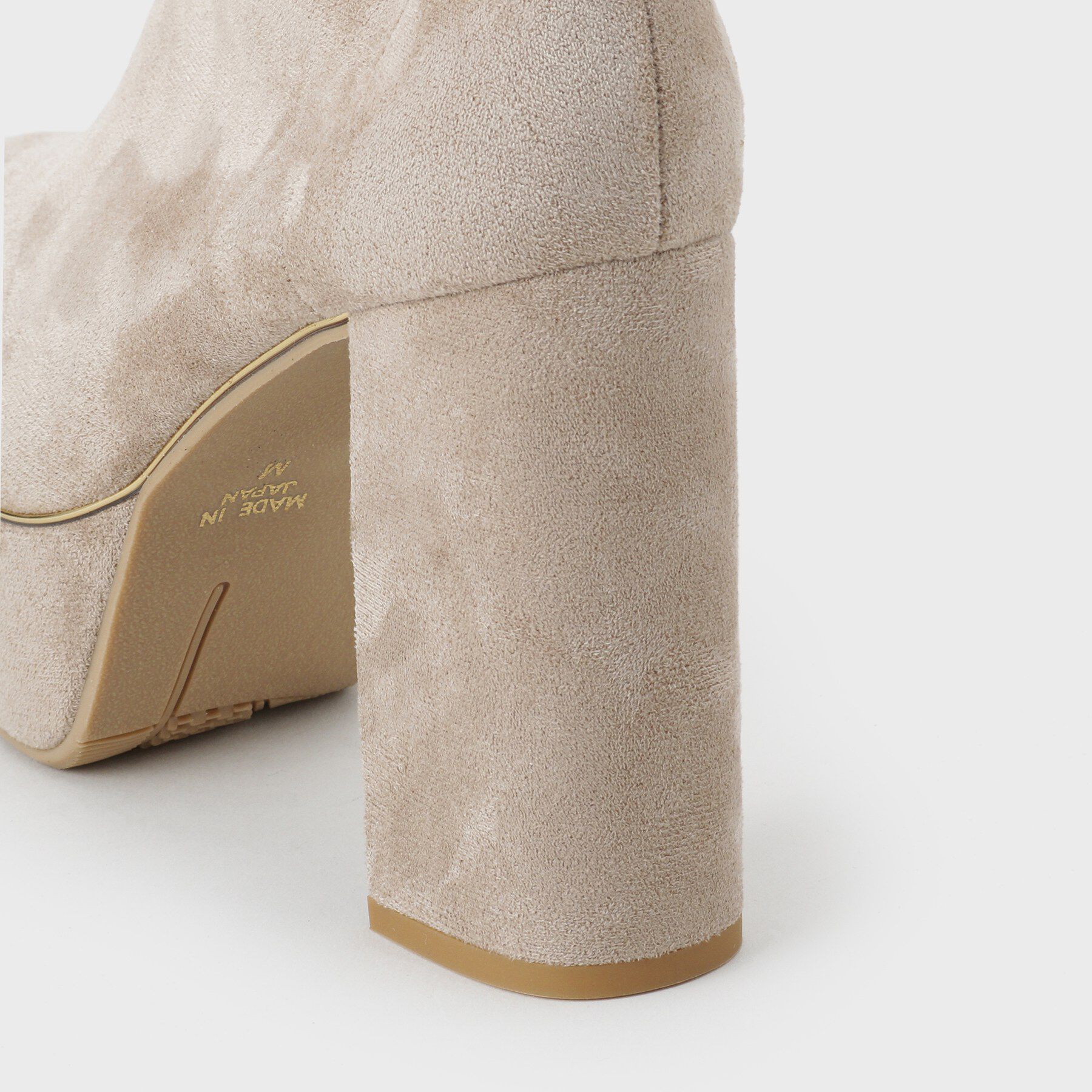 ESPERANZA「【ラク盛り／ショートブーツ】リピーター続出／脚長美脚 ゴールドライン厚底ショートブーツ」|ショートブーツ|