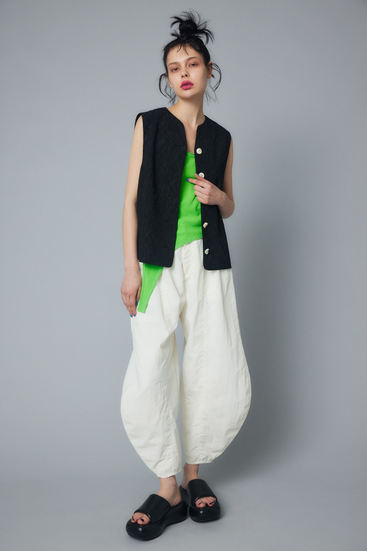 HeRIN.CYE「Jacquard vest」|ダウンベスト・ベスト|