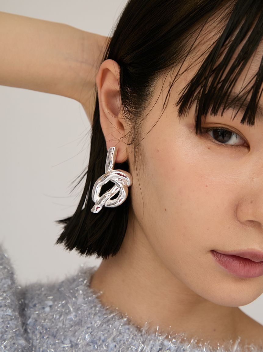 emmi atelier「ツイストピアス」|ピアス|SLV