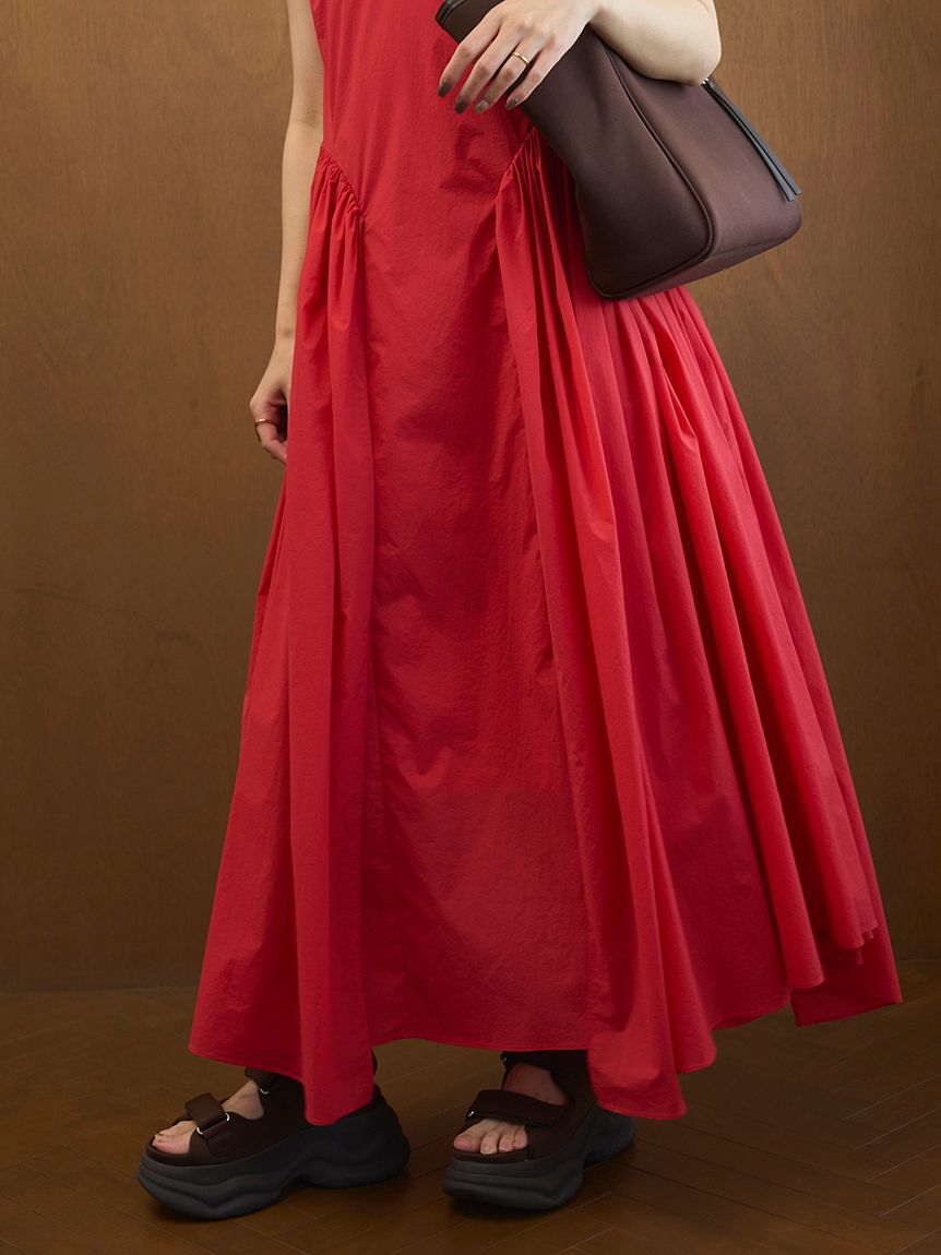 emmi atelier「ギャザーフォルムナイロンワンピース」|ワンピース|