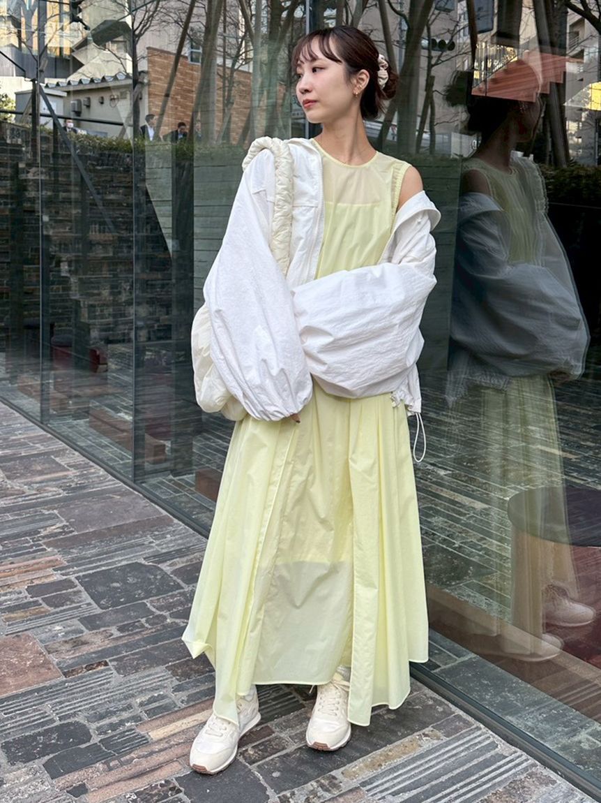 emmi atelier「ギャザーフォルムナイロンワンピース」|ワンピース|