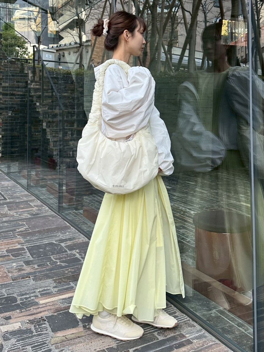 emmi atelier「ギャザーフォルムナイロンワンピース」|ワンピース|