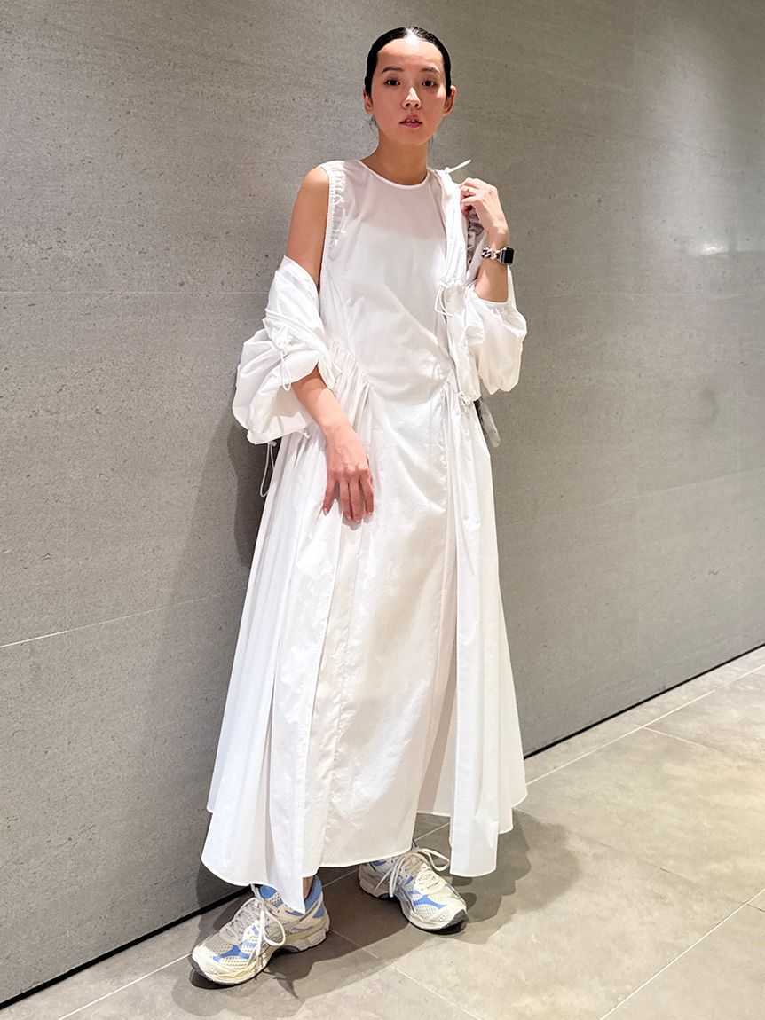 emmi atelier「ギャザーフォルムナイロンワンピース」|ワンピース|