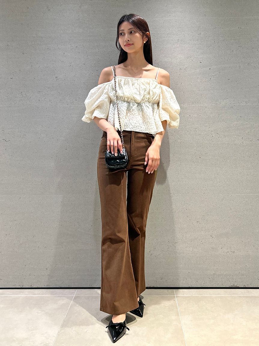 SNIDEL「【STYLEUPPANTS】ハイウエストフレア」|チノ|