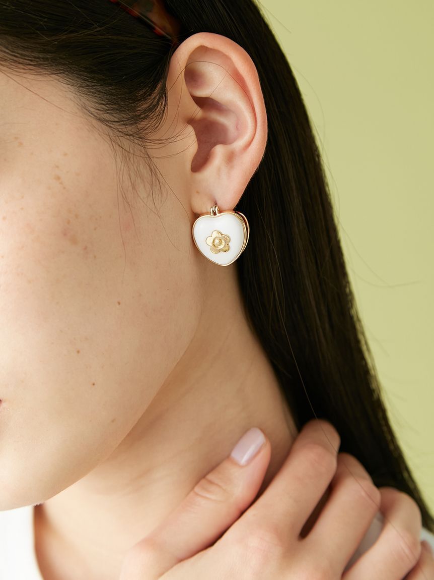 LILY BROWN「【LILY BROWN&times;MARY QUANT】デイジーモチーフカラーピアス」|ピアス|