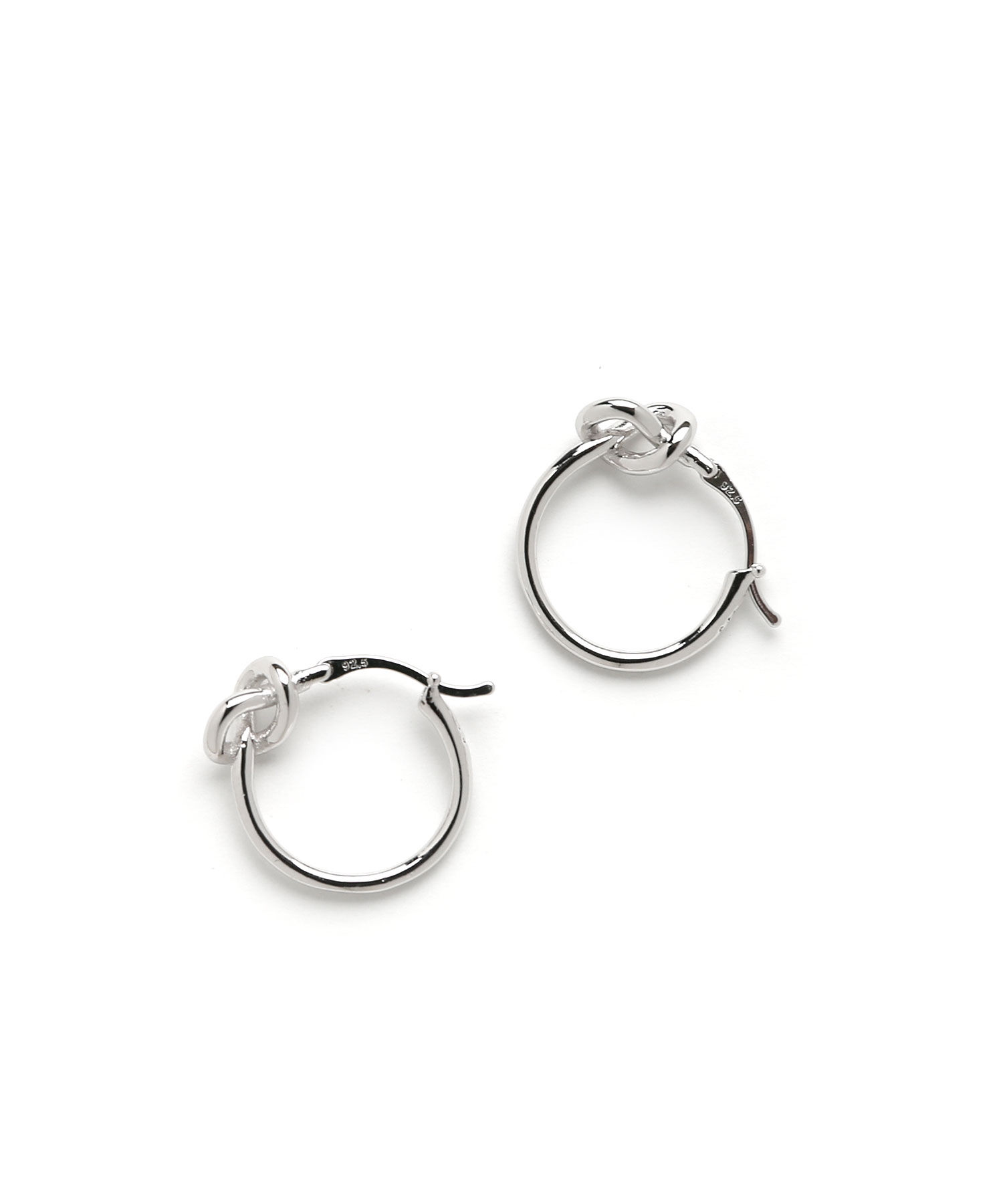 colleca la「[silver925]ノットフープピアス〈金属アレルギー対応〉」|ピアス|