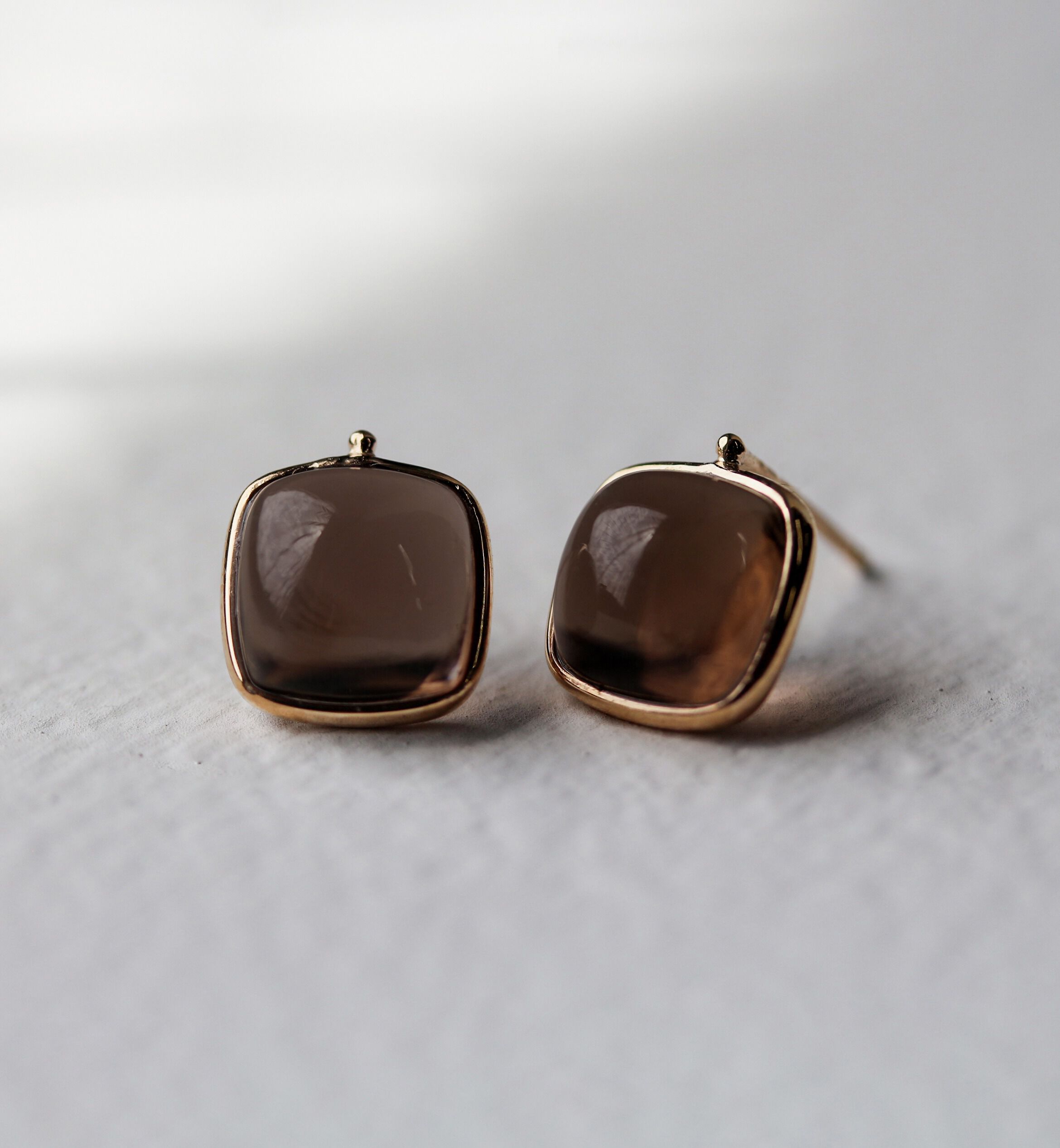  「カラーストーン カボション ピアス | K10YG」|ピアス|ブラウン