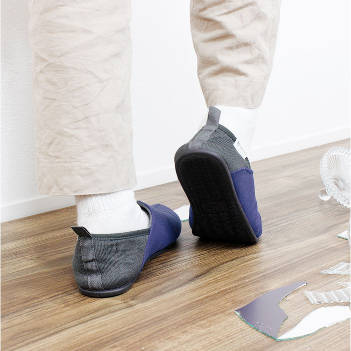 BACKYARD FAMILY「防災スリッパ 踏み抜き防止 通販 防災ルームシューズ スリッパ 防災 携帯スリッパ 折らない」|ルームシューズ|