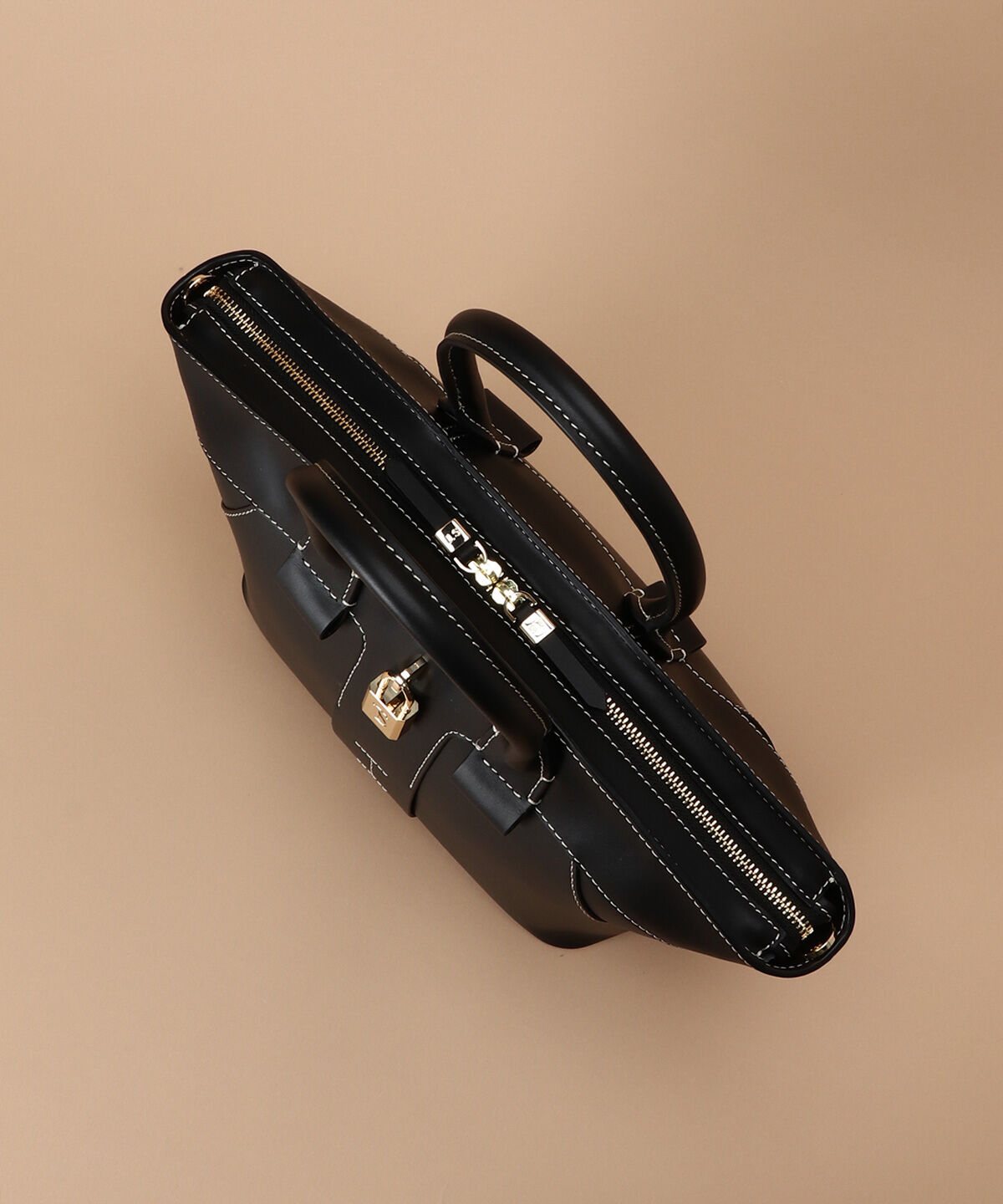 Samantha Thavasa「ステッチデザイン レザーハンドバッグ」|ハンドバッグ|