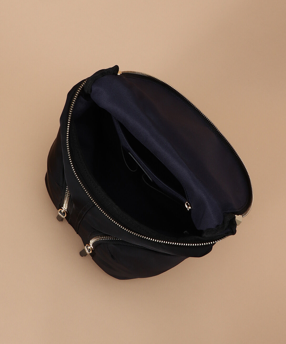 Samantha Thavasa「ナイロン&times;レザーコンビネーション リュック」|リュック|