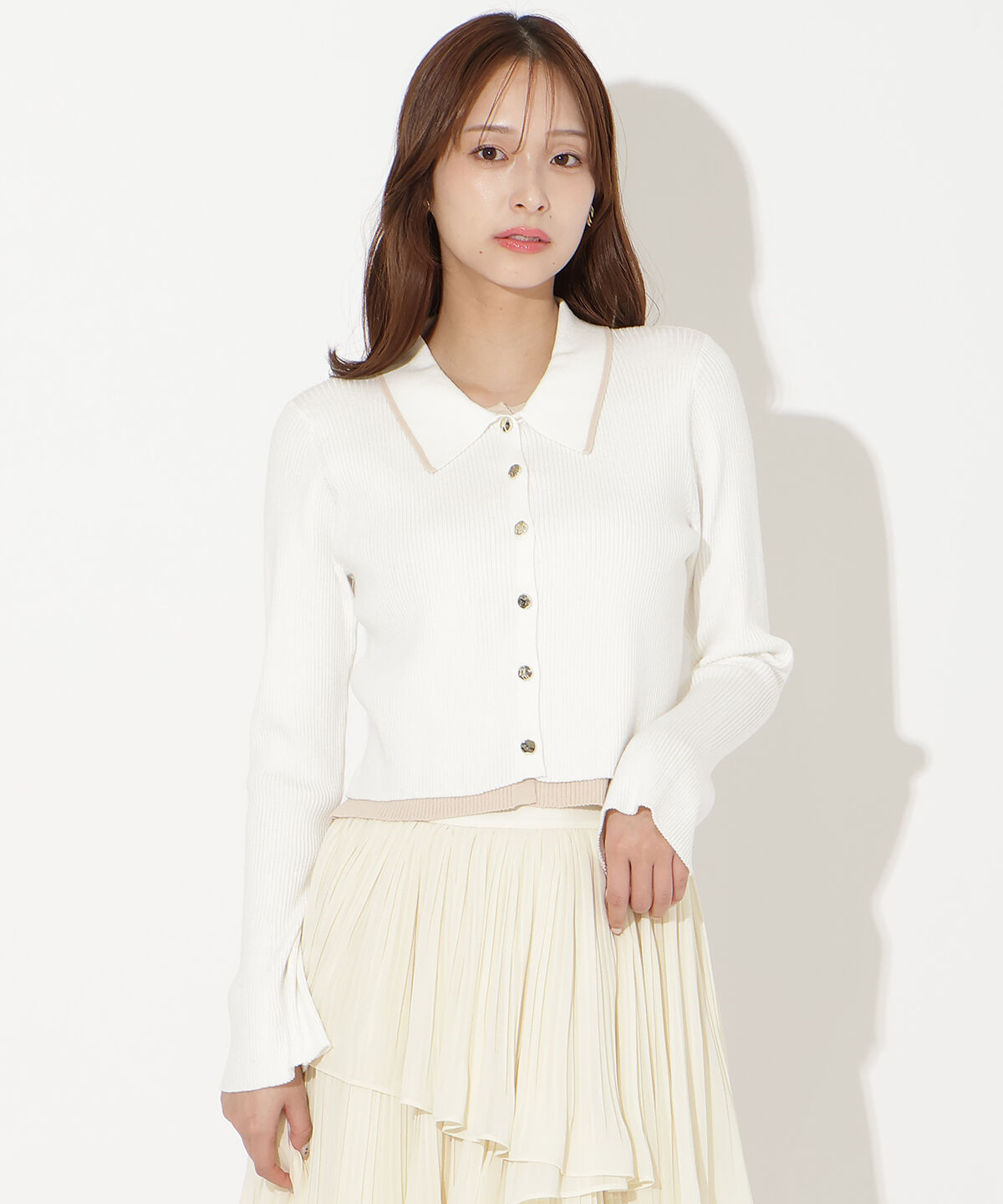 アンドクチュール「襟付きレイヤード風カーディガン」|カーディガン|オフ