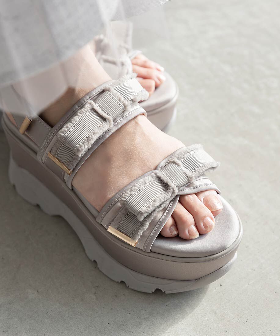  「フリンジリボンスポーツサンダル」|サンダル|