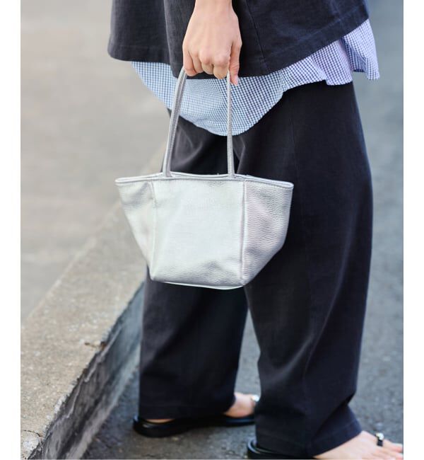 FRAMeWORK「AULENTTI /オウレンティ LONG HANDLE トート（シルバー）」|トートバッグ|
