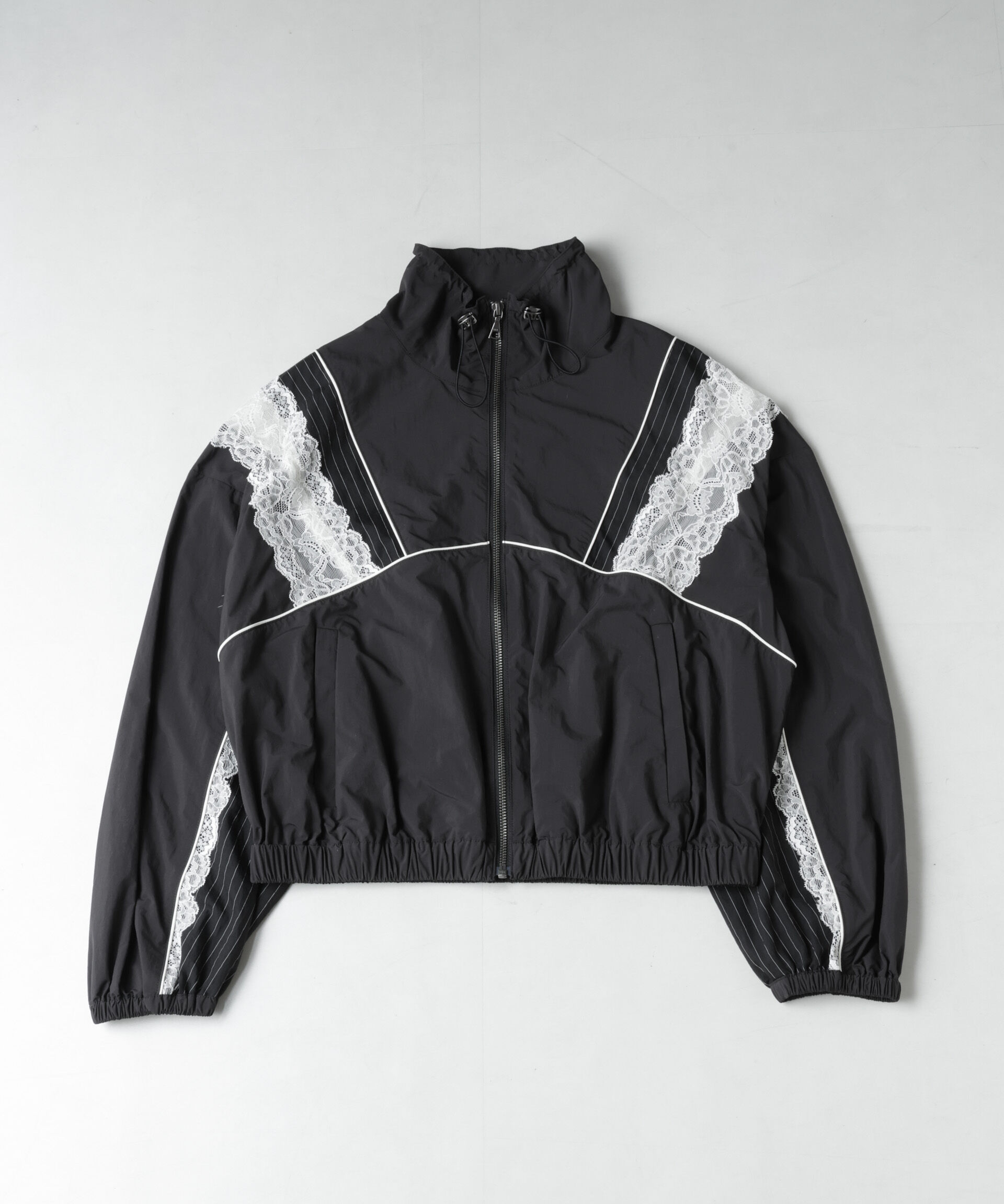 nano･universe「レース&times;ストライプ切替ナイロンブルゾン」|ブルゾン・スタジャン|