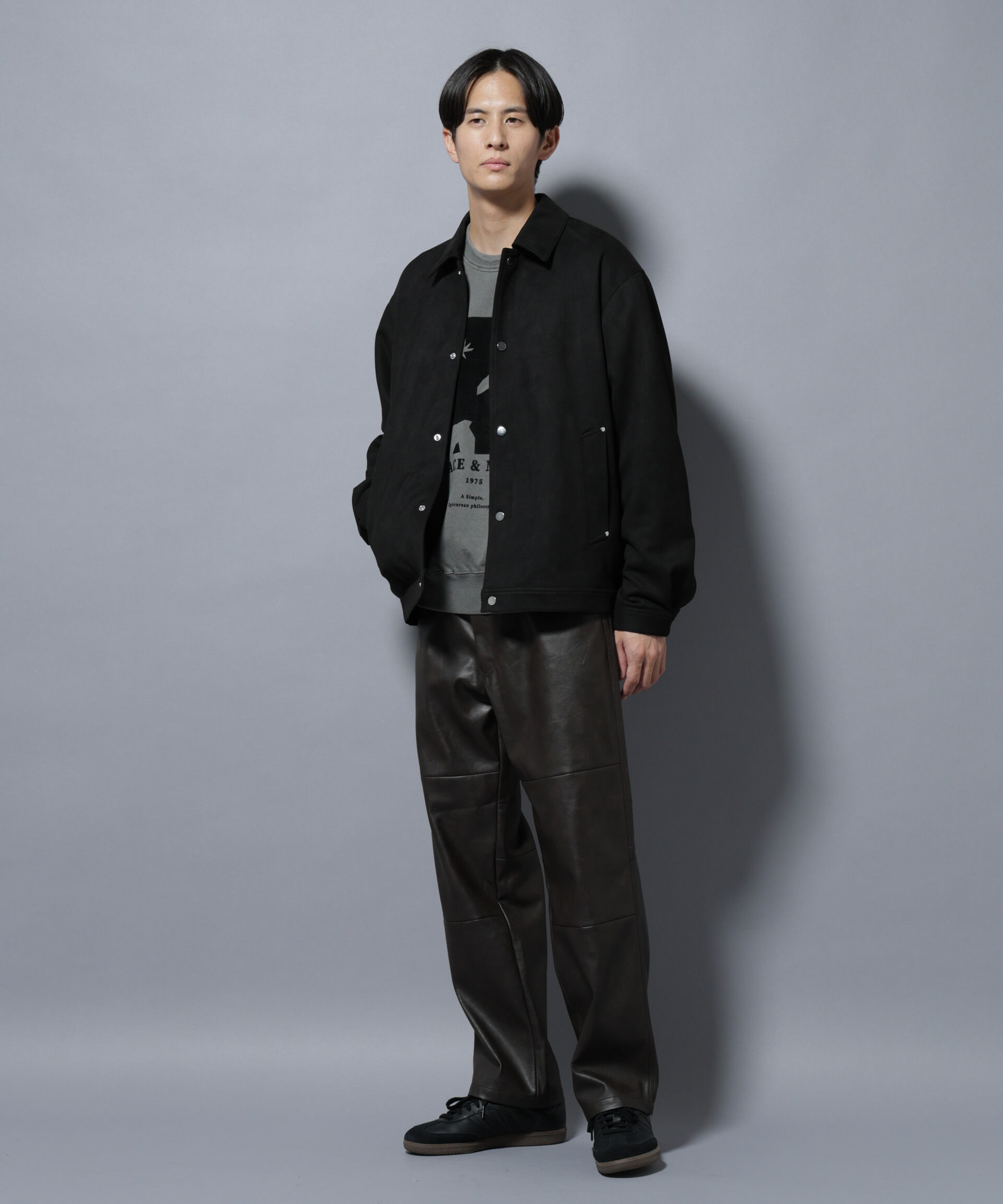 nano･universe「ヴィンテージライクフェイクレザー ダブルニーテーパードパンツ」|チノ|