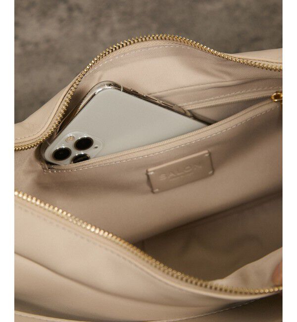 SALON adam et rope'「【WEB限定】スプリットレザームーンショルダー」|ショルダー・メッセンジャー|