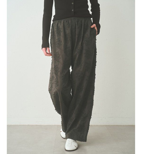  「3D刺繍パンツ」|チノ|