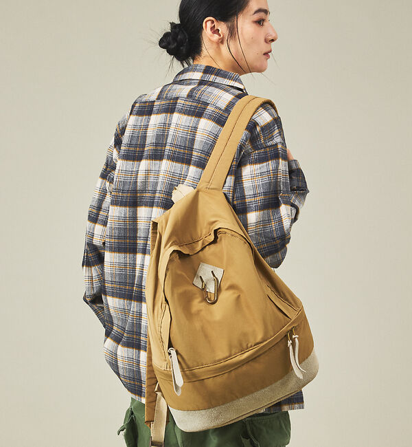 Rouge vif「【MASTER&CO】マスターアンドコー バックパック/ デイパック / 60/」|リュック|ベージュ