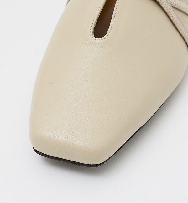 AU BANNISTER「ストラップソフトレザーフラットパンプス」|その他|